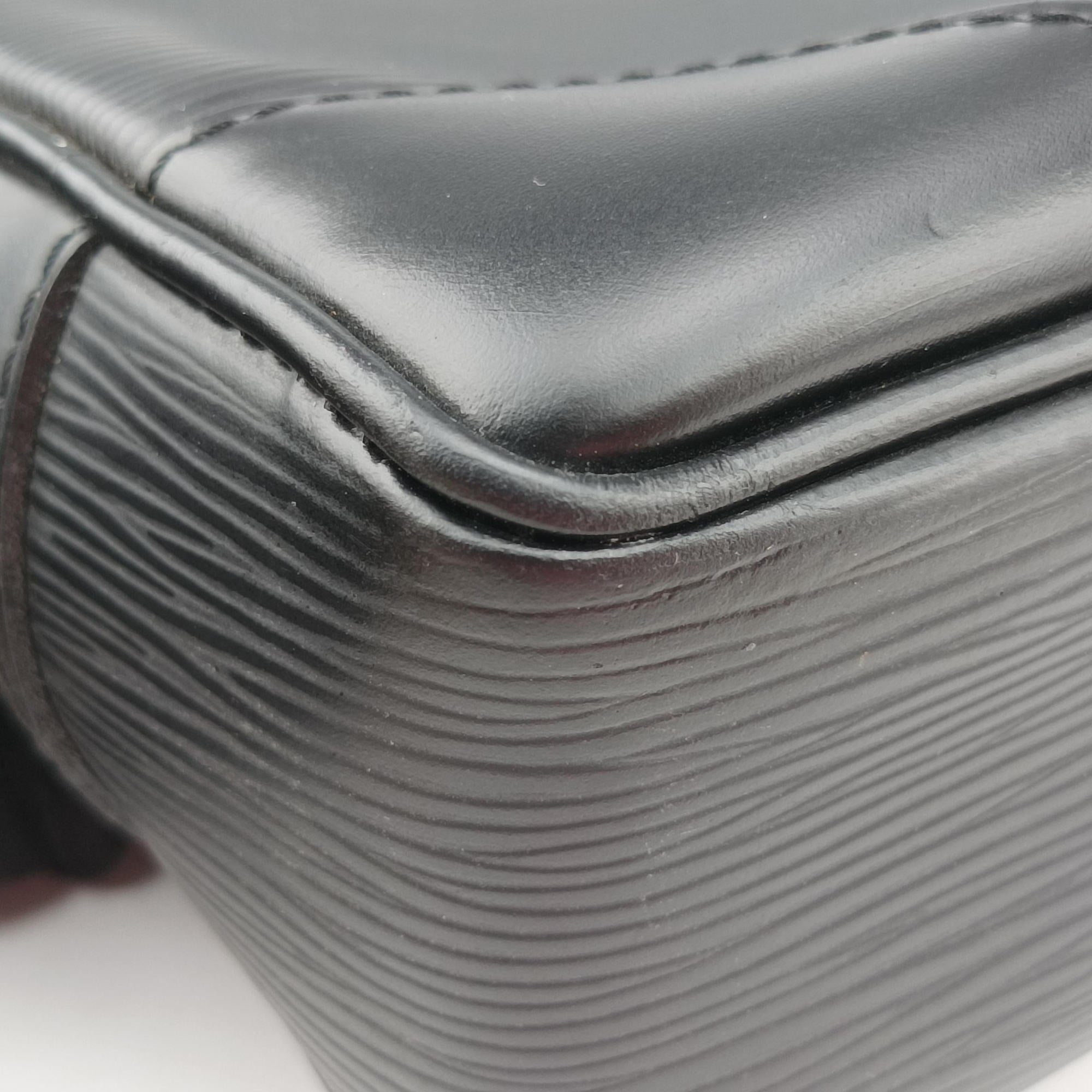 Porto Document Voyage Black Epi M59162 BA0123ポルトドキュメントボヤージュ ブラック エピ M59162 BA0123