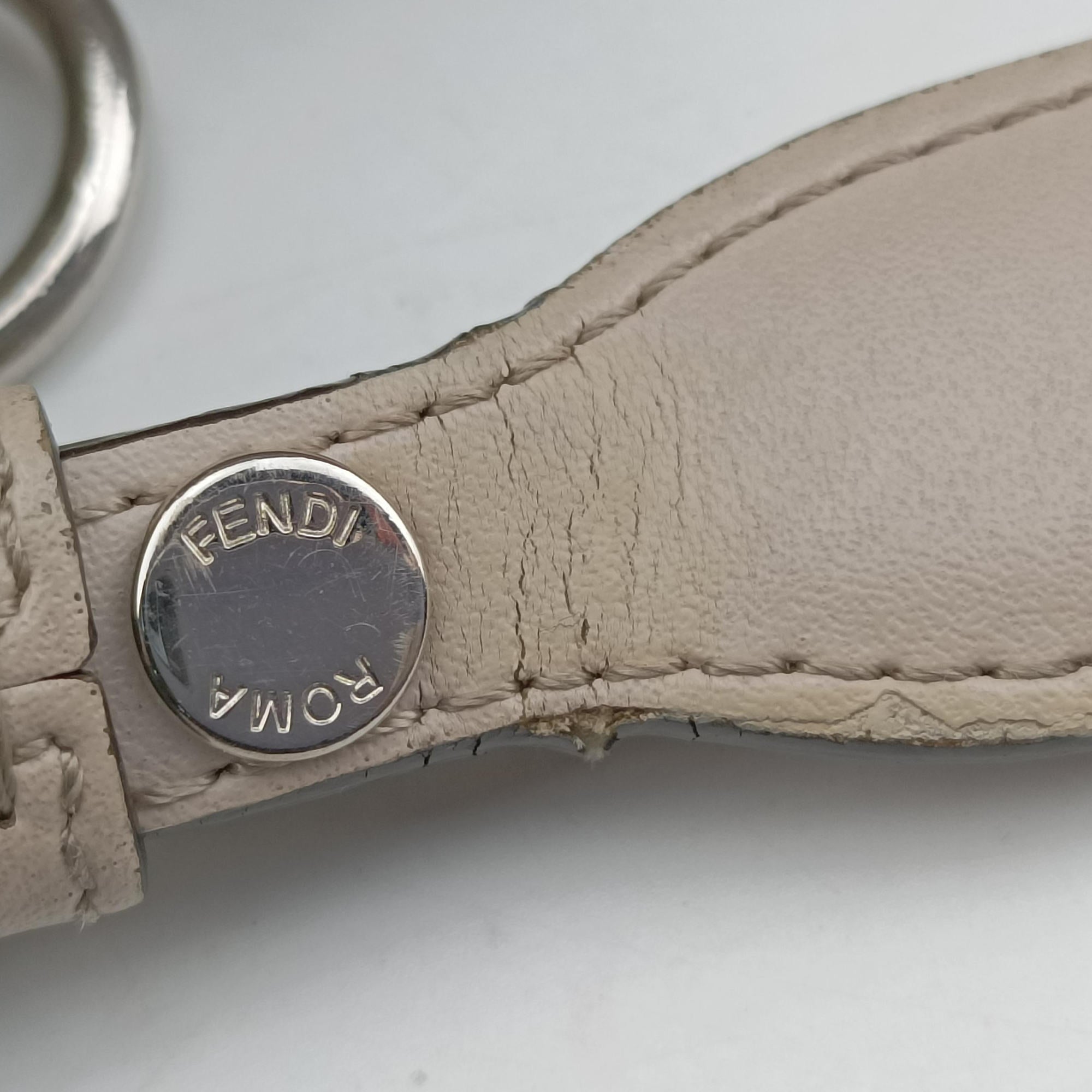 Studded Kan I Beige Leather 8M0381 8M0381-SR0 179-8241スタッズ キャナイ ベージュ レザー 8M0381 8M0381-SR0 179-8241