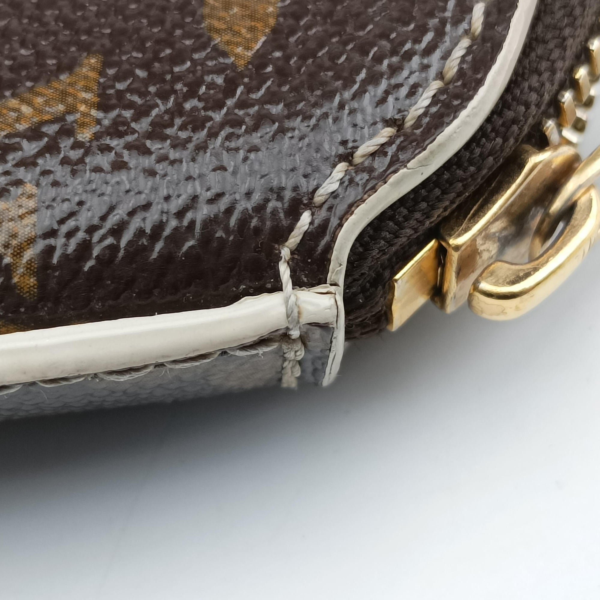 Pre-owned Louis Vuitton Lockit Monogram/Brown Shiny Monogram M40597 handbag | stylenewstar