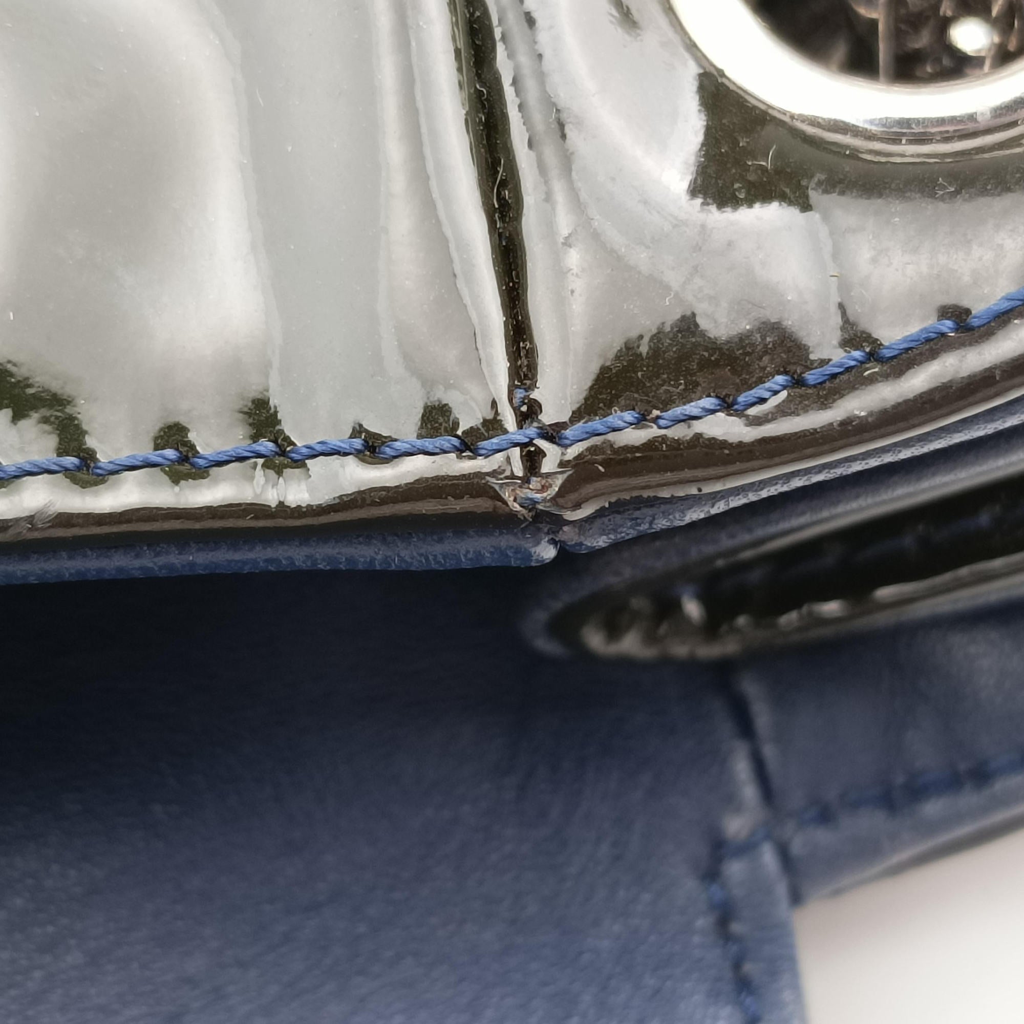 Chain Flap Green Patent Leather A46823 12682754チェーンフラップ グリーン パテント A46823 12682754