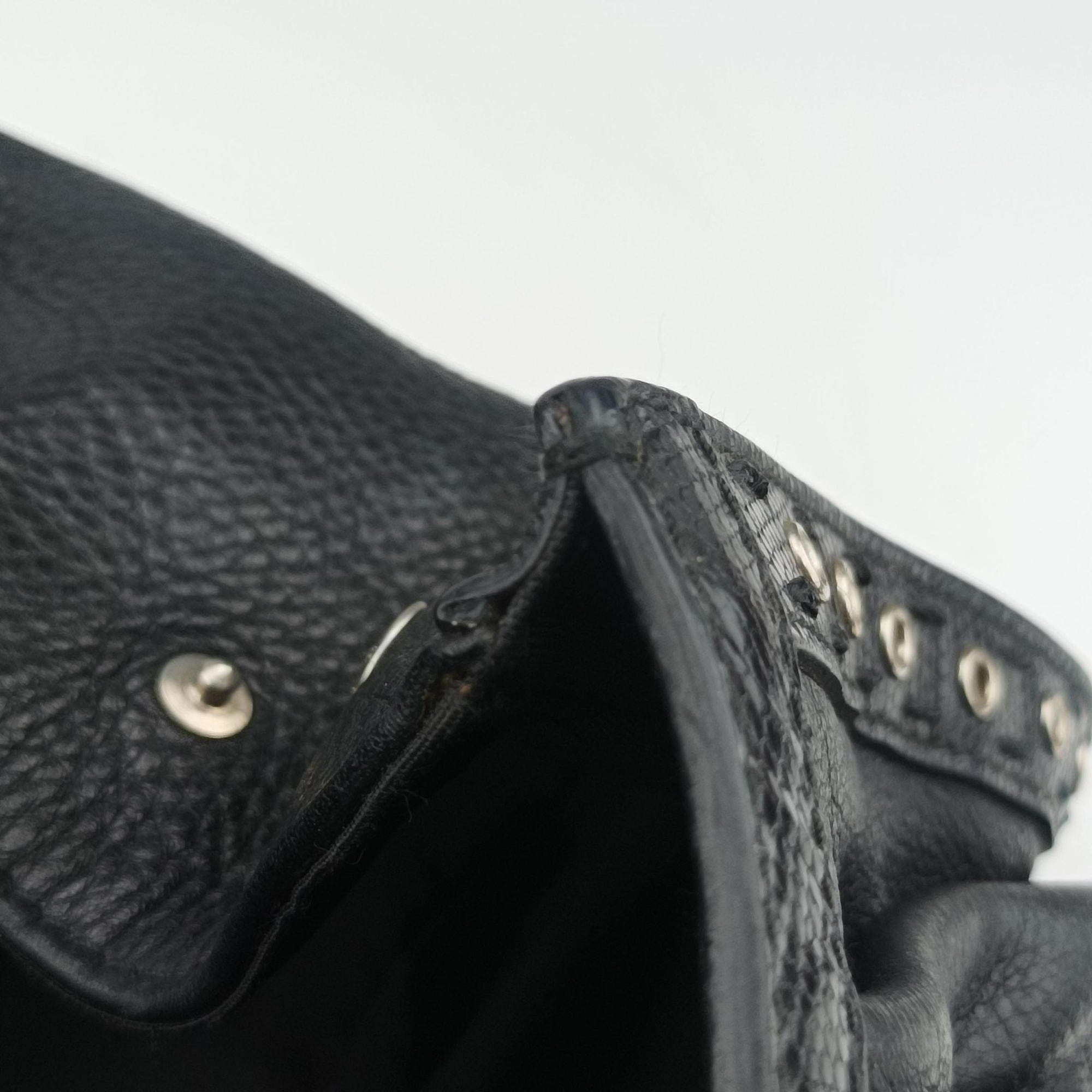 Savane Black Leather 05-MA-0019サバンナ ブラック レザー 05-MA-0019