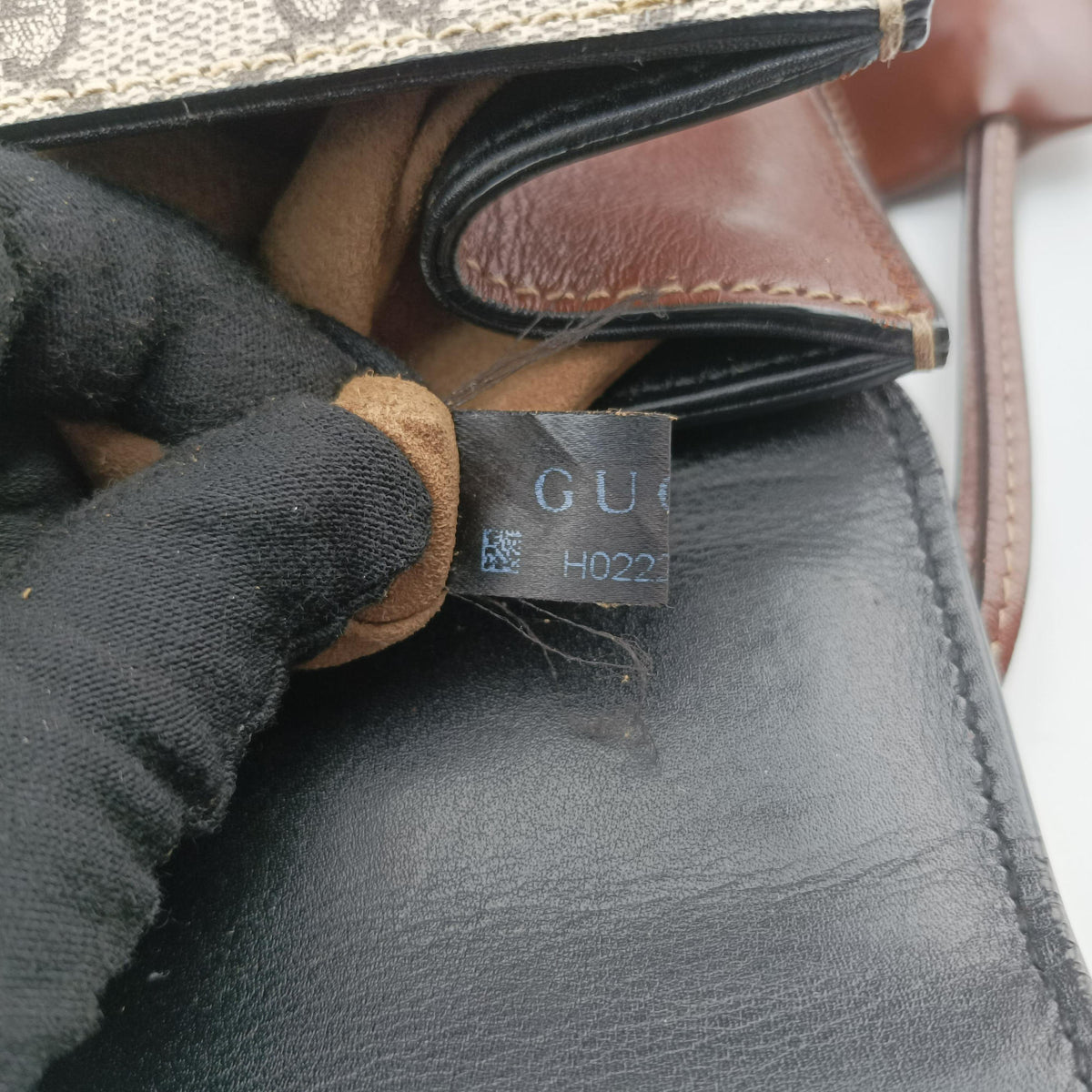 Pre-owned Gucci Padlock beige×black PVC coated canvas×Leather 409487 shoulderbag | stylenewstar