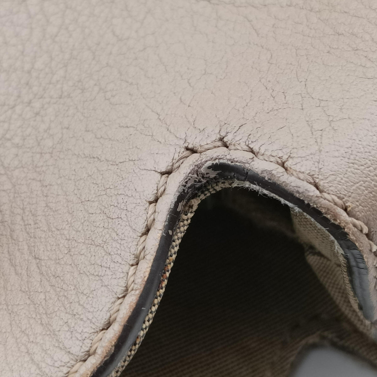 By The Way Beige Leather 8BL125 8BL125-1D5 158-010バイザウェイ ベージュ レザー 8BL125 8BL125-1D5 158-010