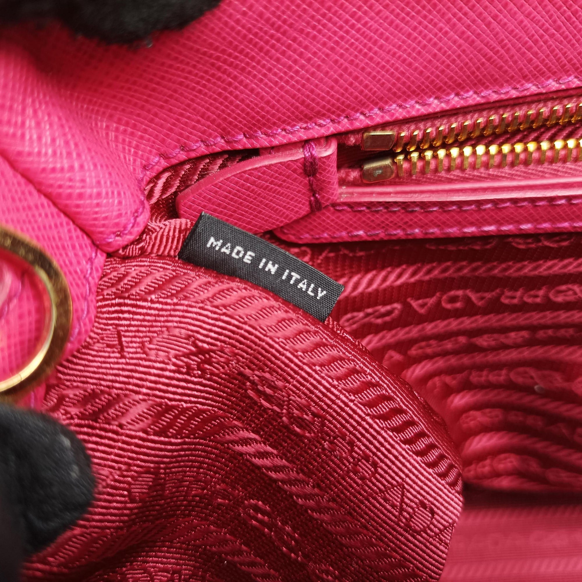 Galleria Pink SAFFIANO Leather BN1786 103ガレリア ピンク サフィアーノレザー BN1786 103