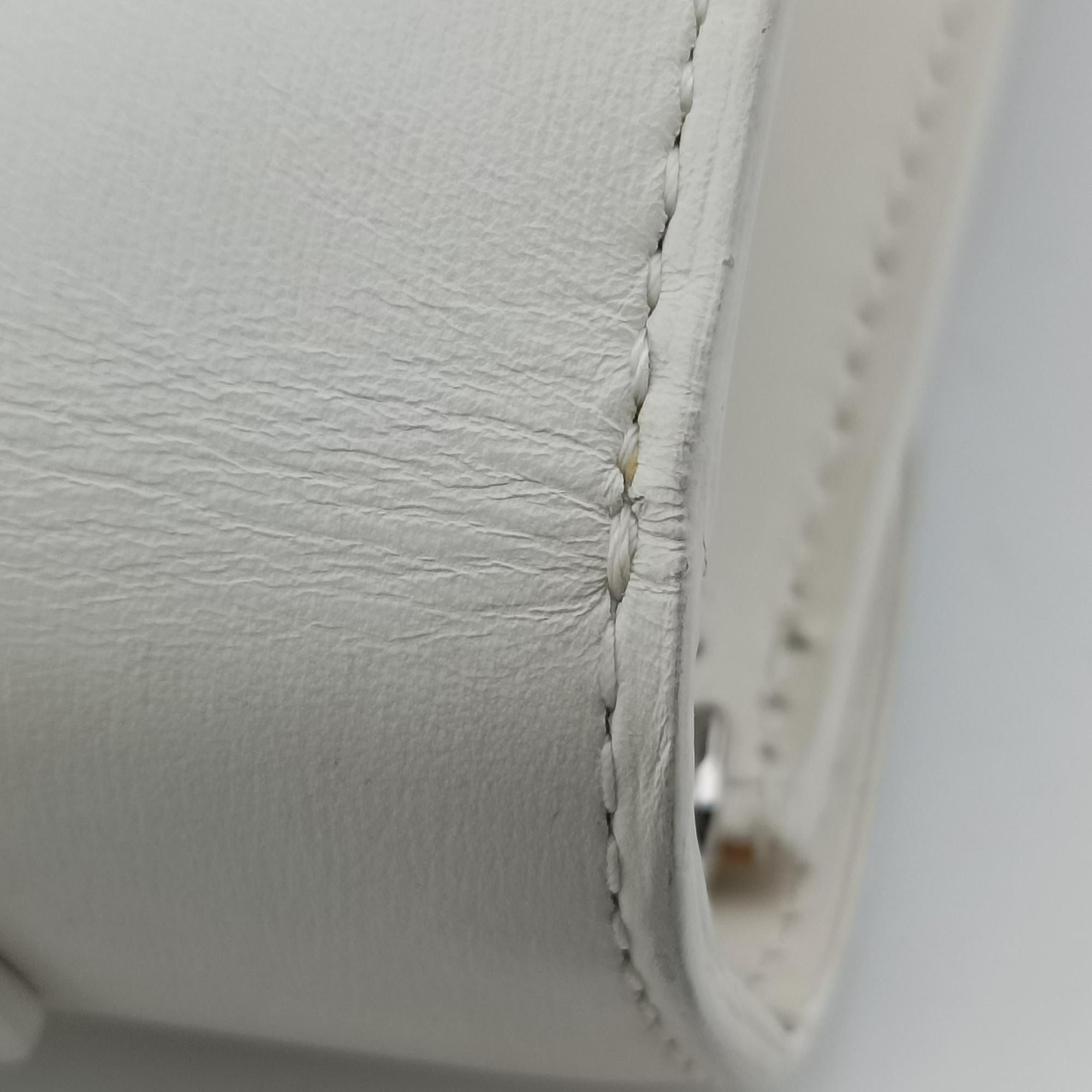 Brillant White Leather H60Aブリヨン ホワイト レザー H60A