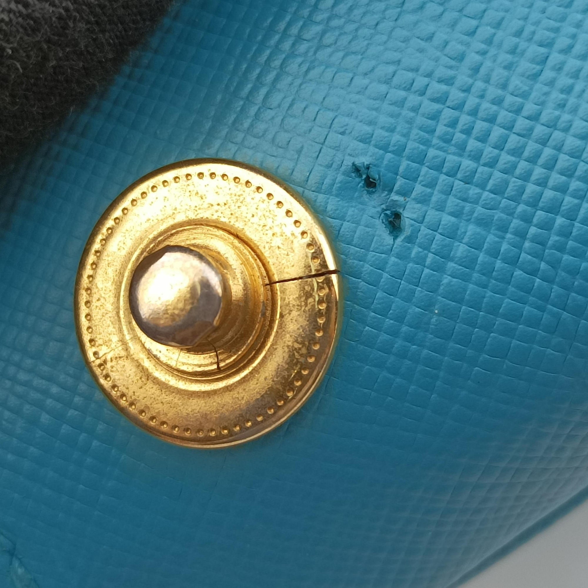 Vintage Prada Galleria Blue SAFFIANO Leather BN1801 shoulderbag | stylenewstar