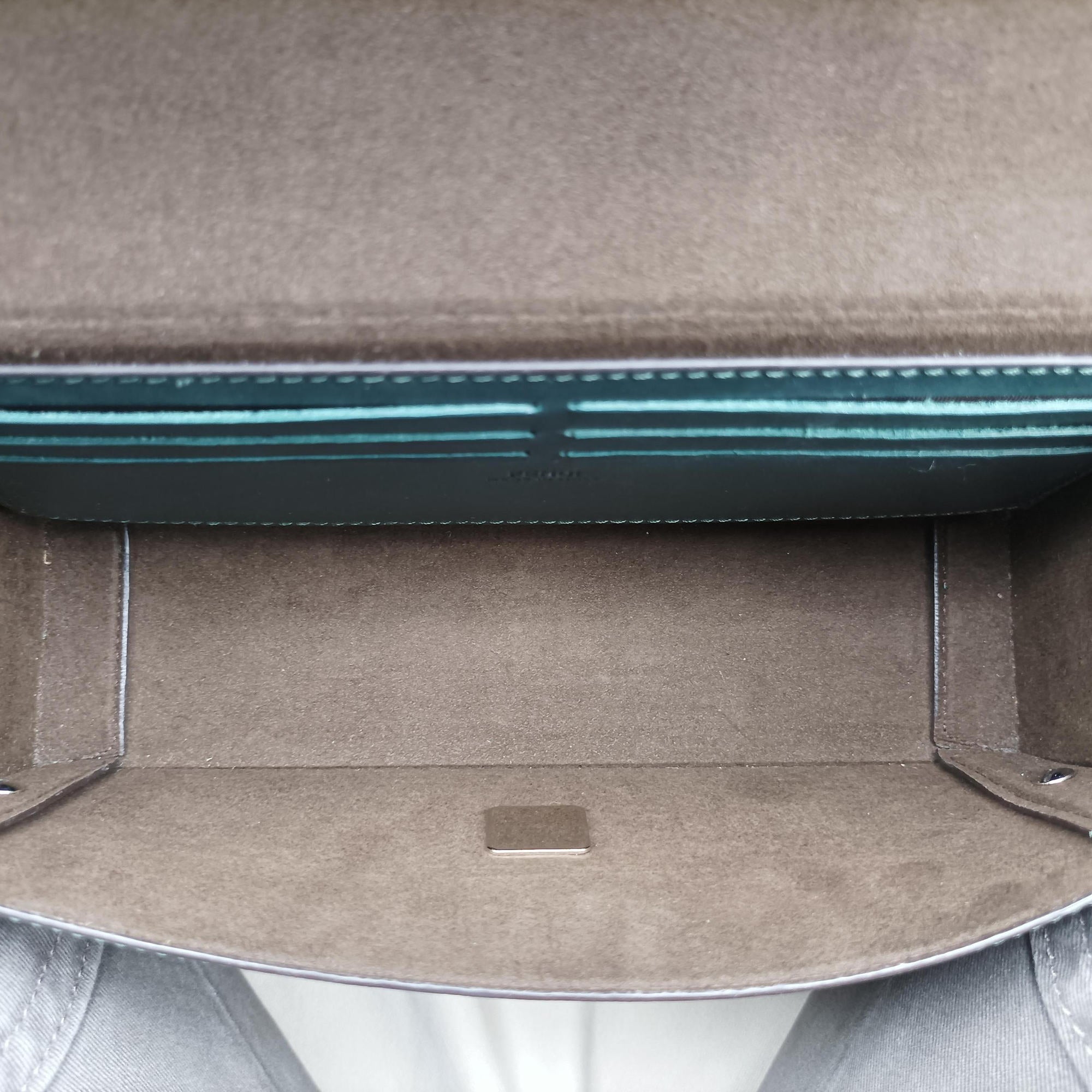 Soft Trunk Green Leather 7VA565 7VA565-AJF4-239-10429ソフトトランク グリーン レザー 7VA565 7VA565-AJF4-239-10429