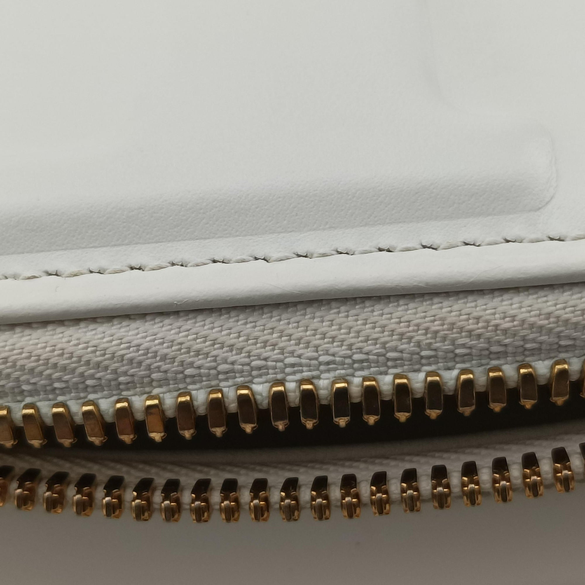 Oval Camera Bag White Leather 43-MA-0253オーバル カメラバッグ ホワイト レザー 43-MA-0253