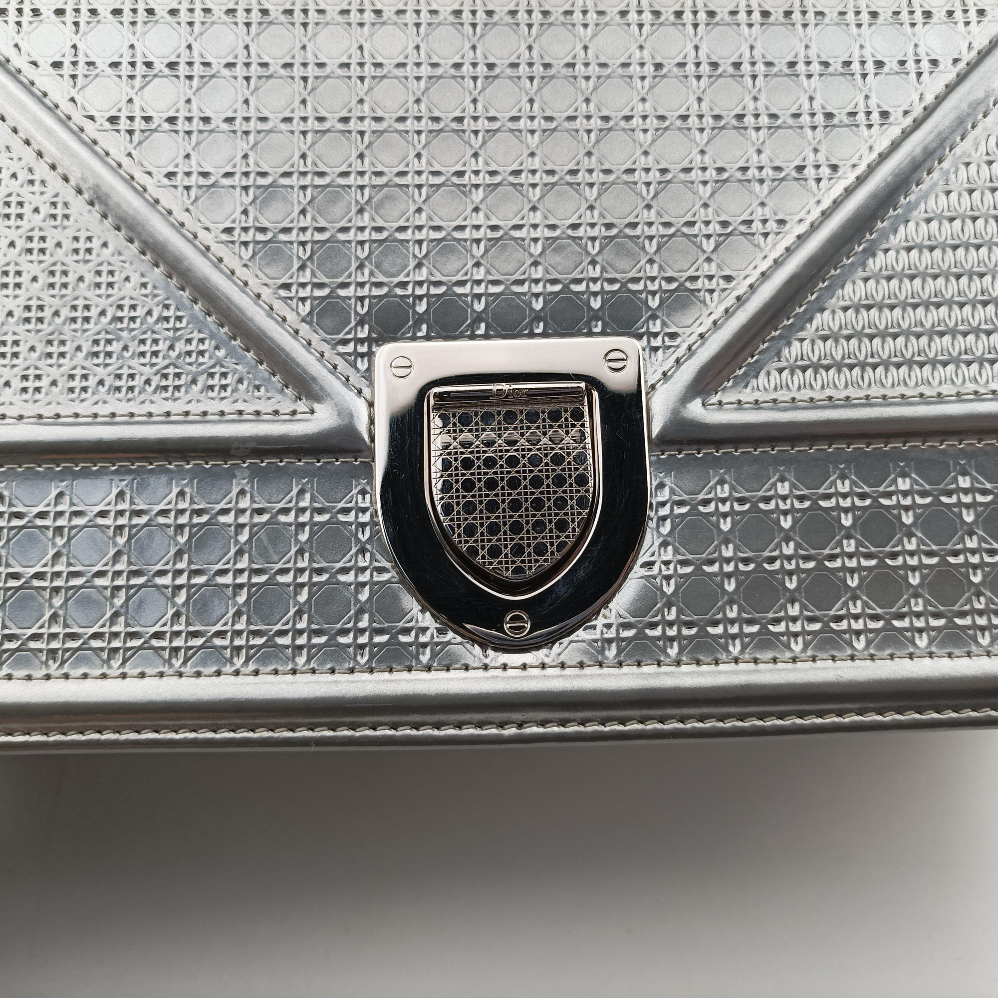Diorama Silver Leather 01-BO-0197ディオラマ シルバー レザー 01-BO-0197
