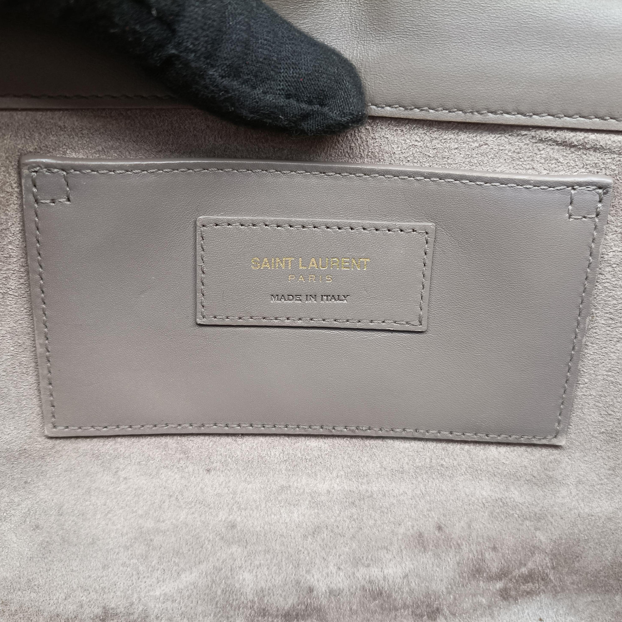 KATE Grey Leather 354119 VNZ354119.0616ケイト グレー レザー 354119 VNZ354119.0616