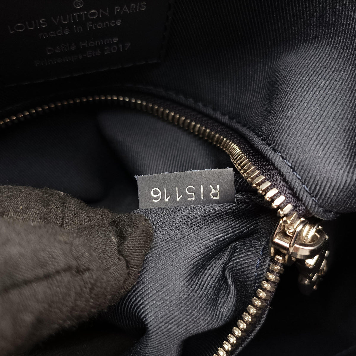Jake & Dinos Chapman Brothers Giraffe Navy Monogram Savannah M54127 RI5116 IC Chipジェイク アンド ディノス チャップマン ブラザーズ アンクル モノグラム サバンナ M54127 RI5116 ICチップ