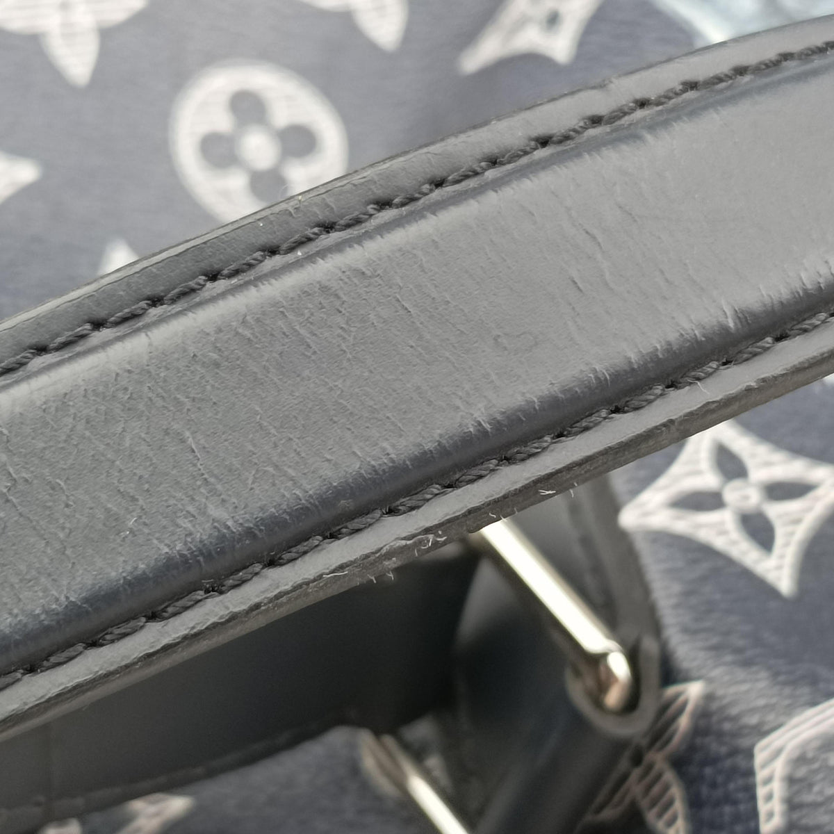 Jake & Dinos Chapman Brothers Giraffe Navy Monogram Savannah M54127 RI5116 IC Chipジェイク アンド ディノス チャップマン ブラザーズ アンクル モノグラム サバンナ M54127 RI5116 ICチップ