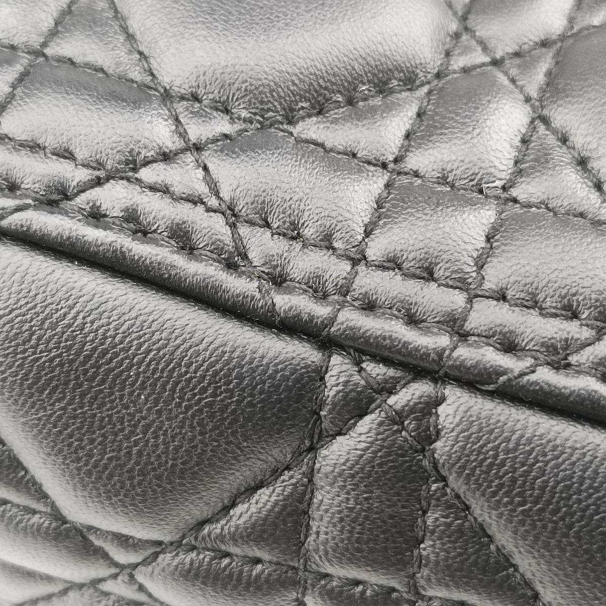 Secondhand Christian Dior Lady Dior Black lambskin shoulderbag | stylenewstar
