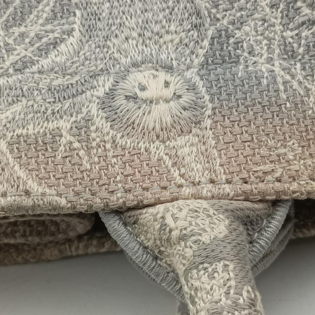 Toile de Jouy Grey canvas 50-MA-0221トワルドジュイ グレー キャンバス 50-MA-0221