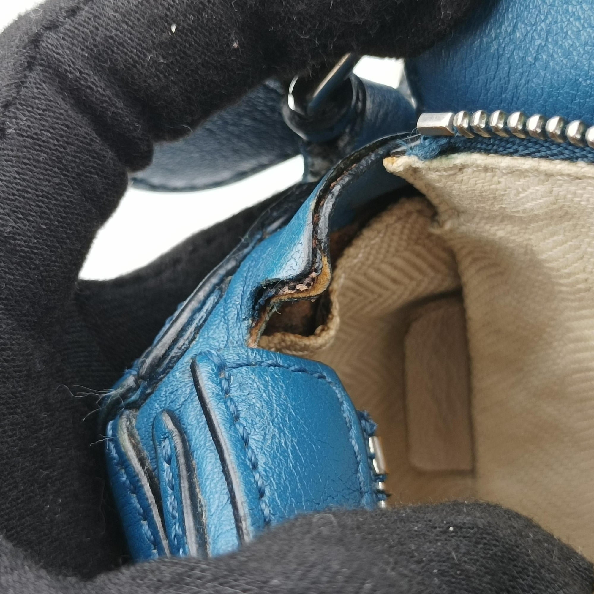 Puzzle mini Blue Leather Lot number unknownパズル ミニ ブルー レザー 製番不明