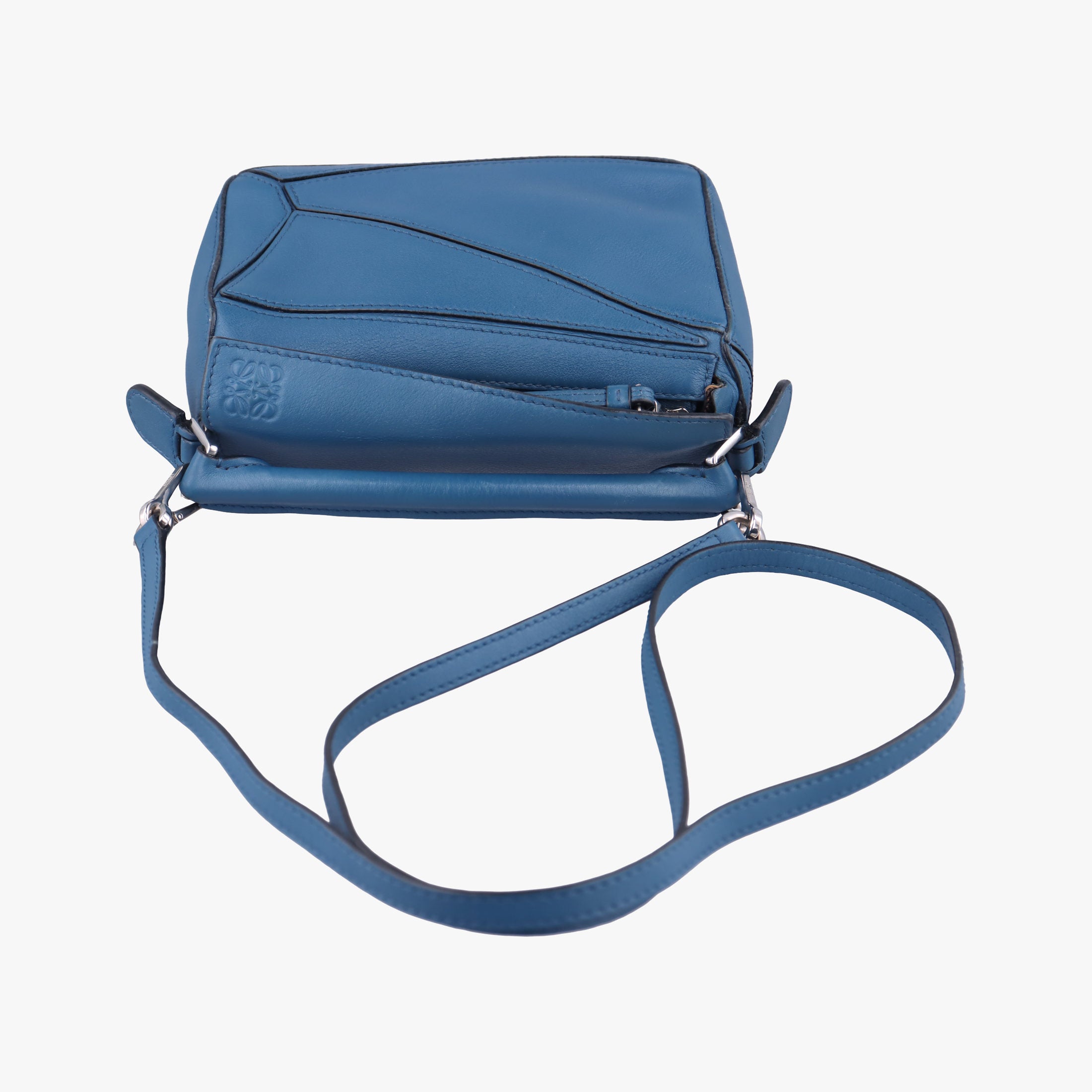 Puzzle mini Blue Leather Lot number unknownパズル ミニ ブルー レザー 製番不明