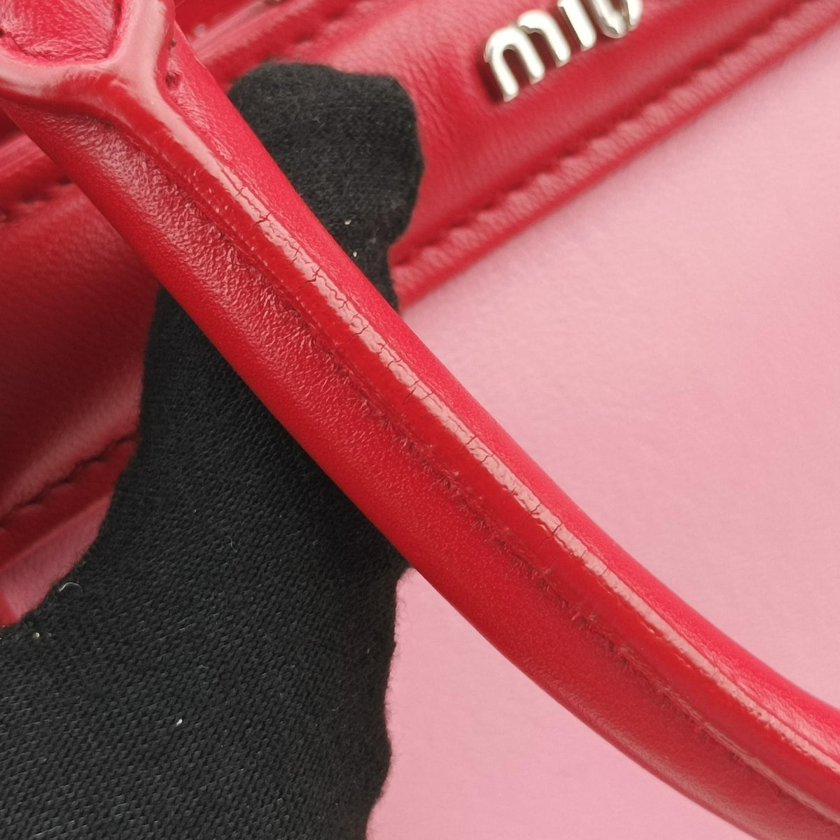 Pre-owned Miu Miu Madras Pink × Red Leather shoulderbag | stylenewstar