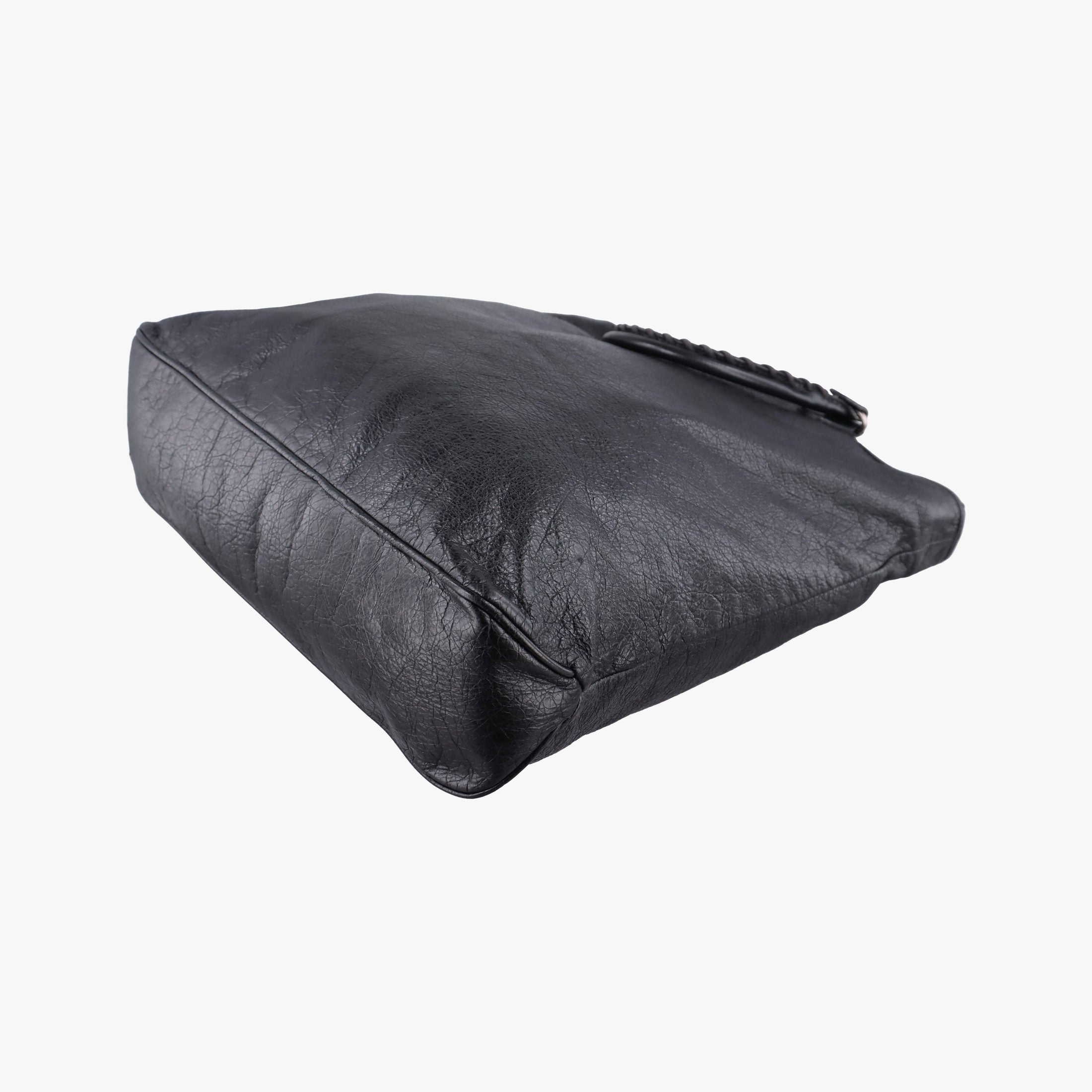 Secondhand Balenciaga Classic Black Arena Lambskin shoulderbag | stylenewstar