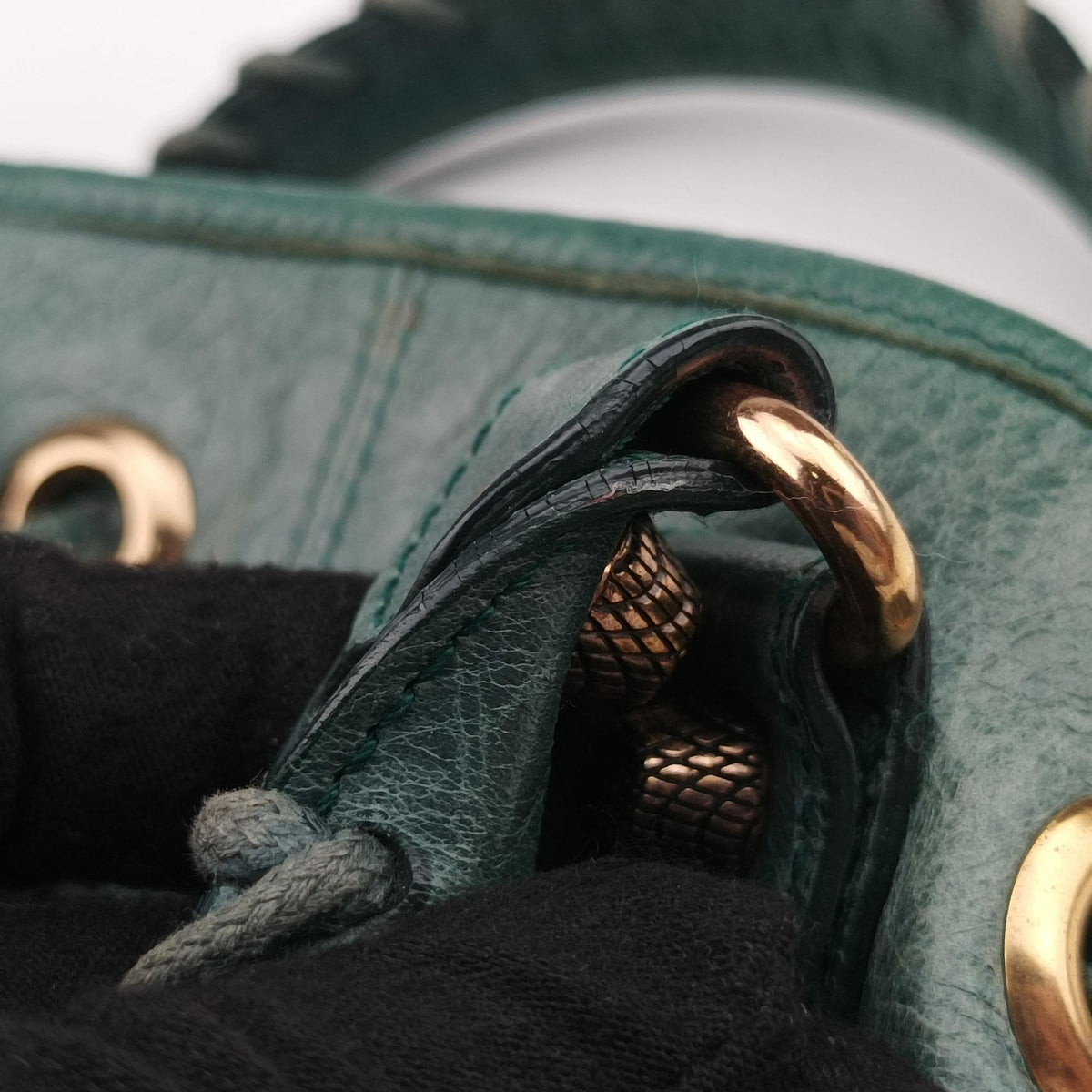 Mini Pompon Green lambskin 250920.3040 1669 ミニポンポン グリーン ラムスキン 250920.3040 1669