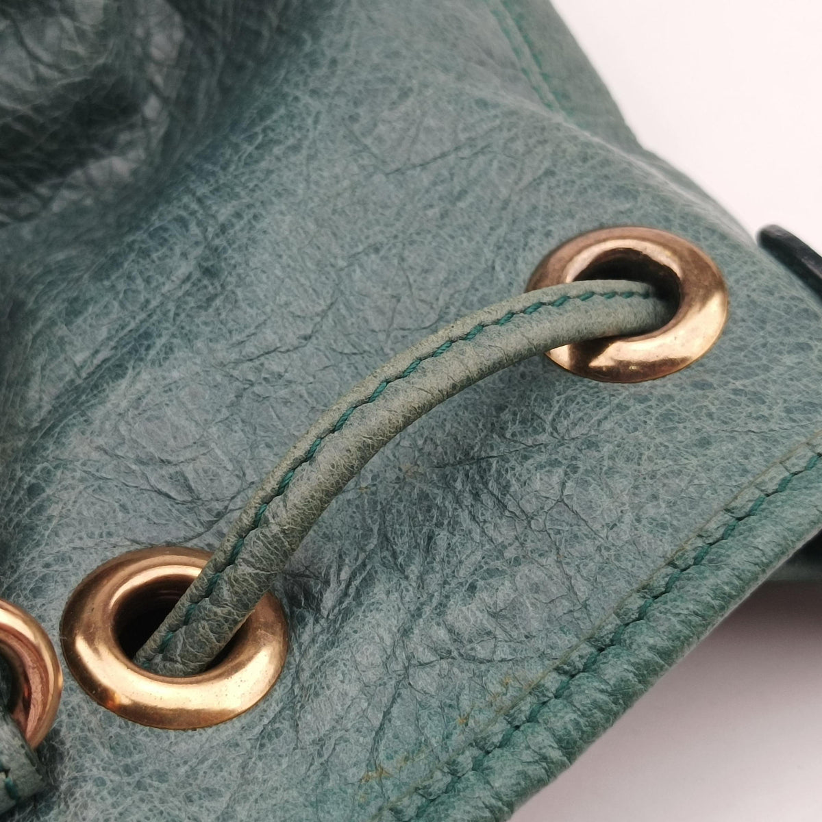 Mini Pompon Green lambskin 250920.3040 1669 ミニポンポン グリーン ラムスキン 250920.3040 1669