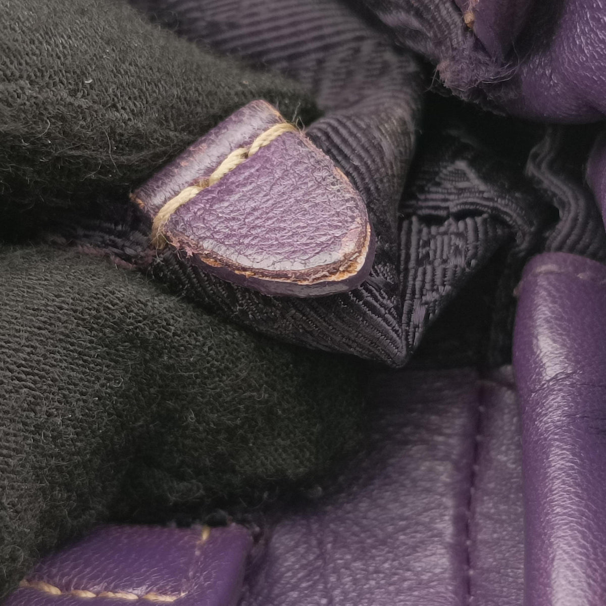 Pre-owned Prada ribbon gather Purple Leather BN1631 shoulderbag | stylenewstar