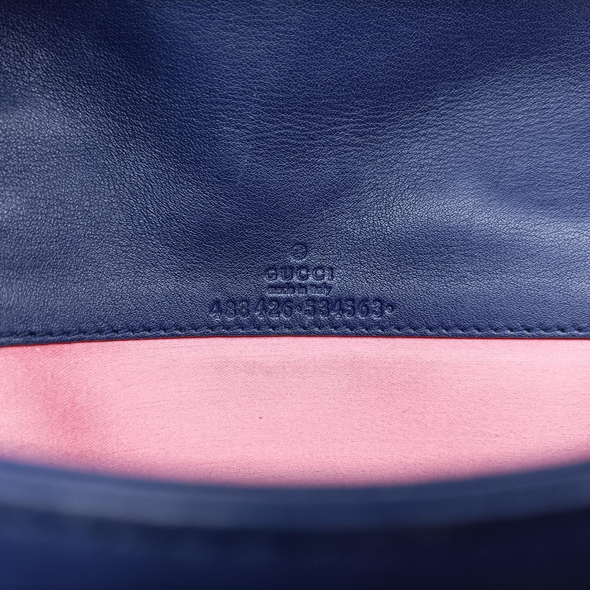 Secondhand Gucci GG Marmont Blue velour 488426 shoulderbag | stylenewstar