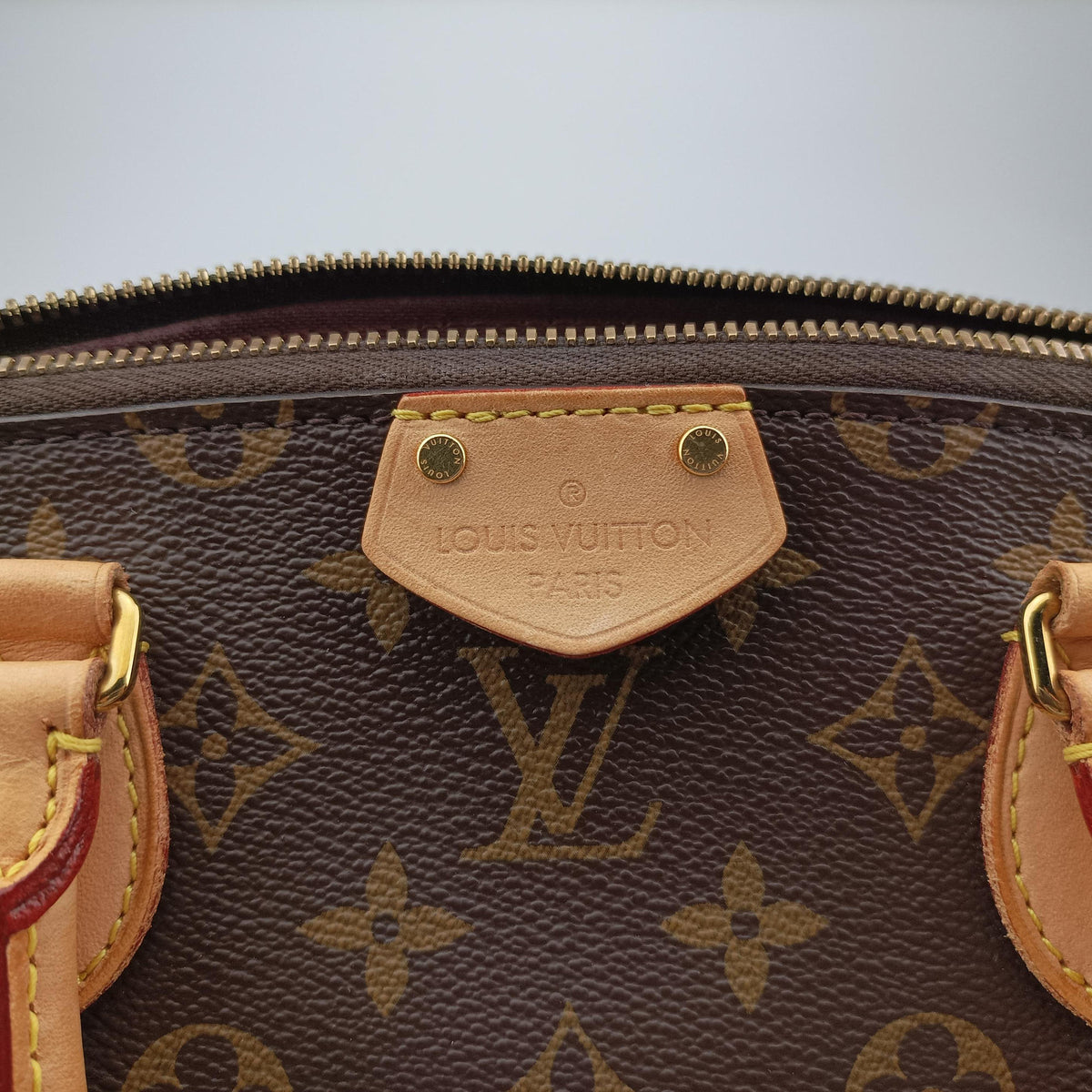 Vintage Louis Vuitton Turen PM brown Monogram Canvas M48813 shoulderbag | stylenewstar