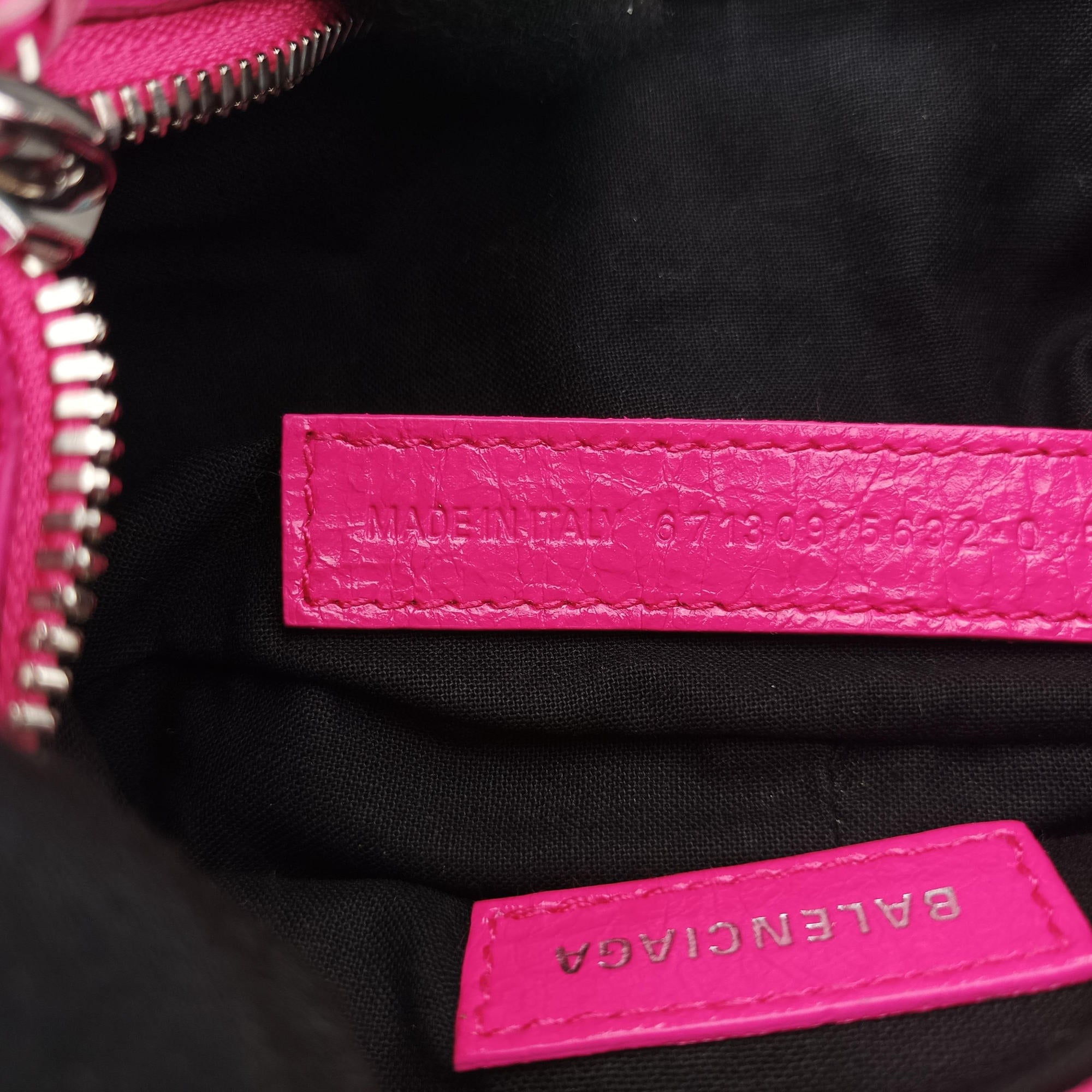 Le Cagole Pink lambskin 671309.5632.Q.535269ルカゴール ピンク ラムスキン 671309.5632.Q.535269