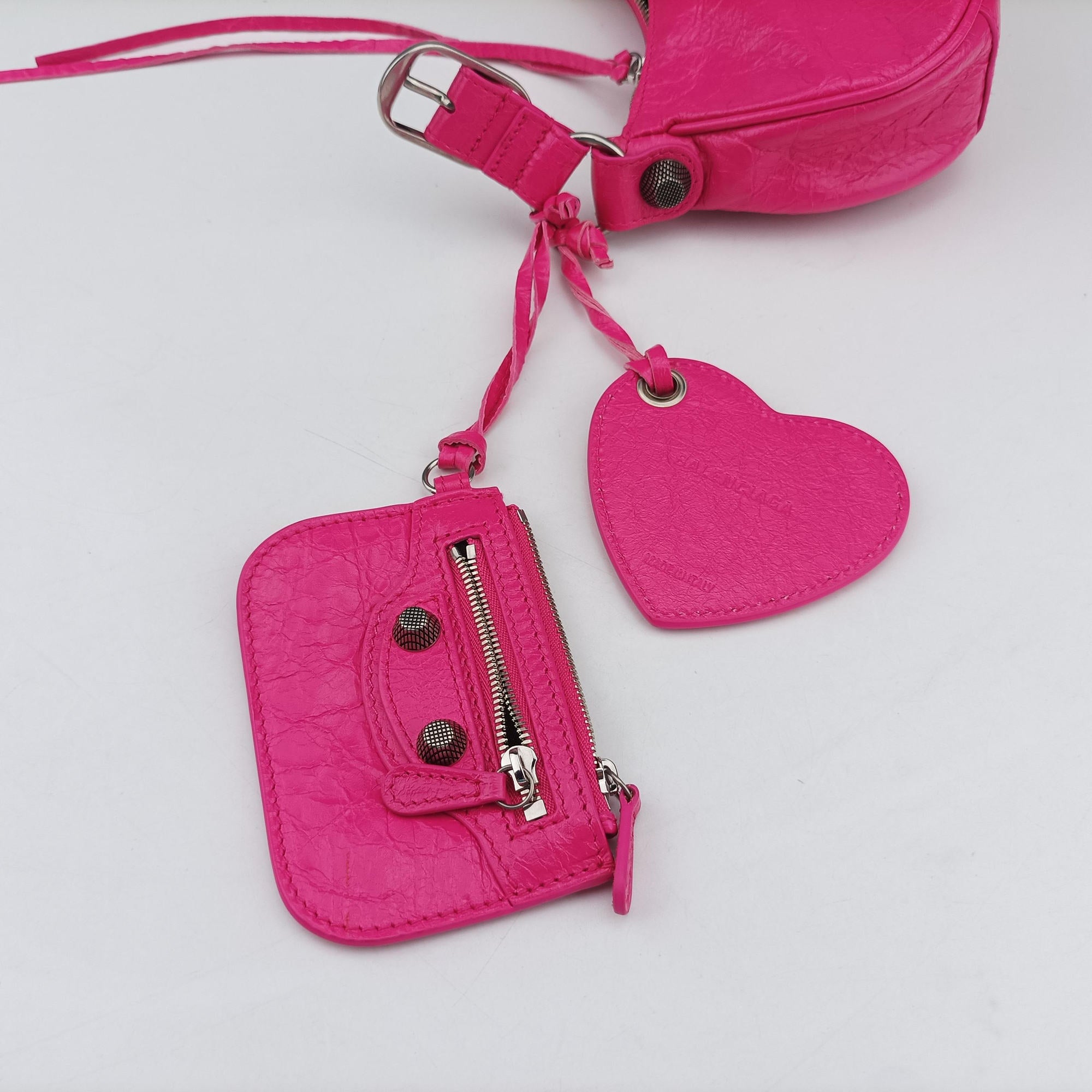 Le Cagole Pink lambskin 671309.5632.Q.535269ルカゴール ピンク ラムスキン 671309.5632.Q.535269