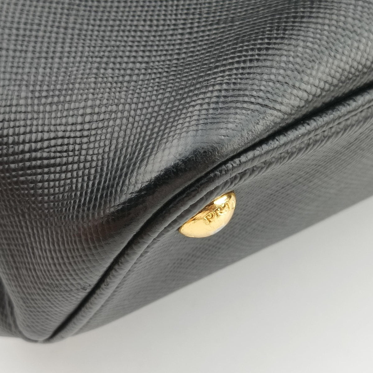 Vintage Prada Double Cuir Black SAFFIANO Leather B2756T handbag | stylenewstar