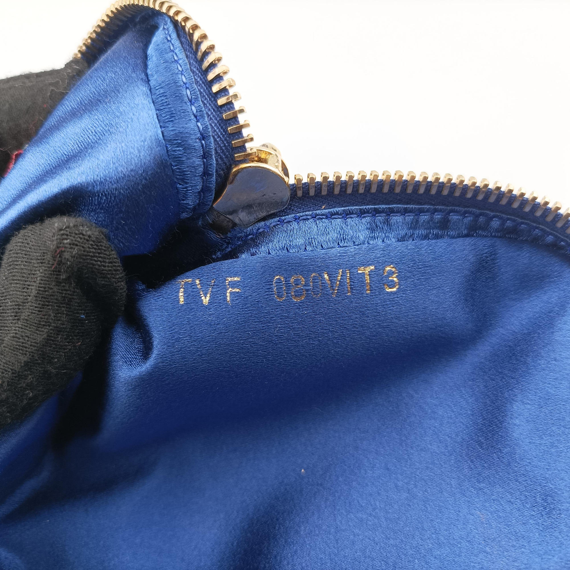 Rockstud Blue Leather TVF 080VIT3ロックスタッズ ブルー レザー TVF 080VIT3