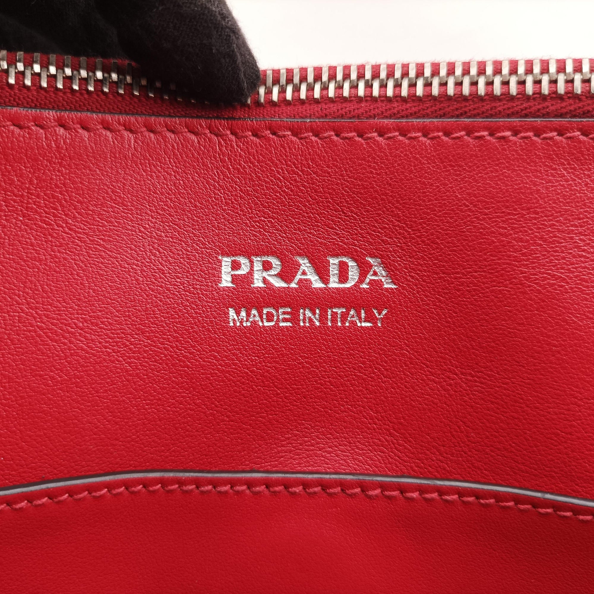 Concept Red Leather 1BA175 31/Dコンセプト レッド レザー 1BA175 31/D