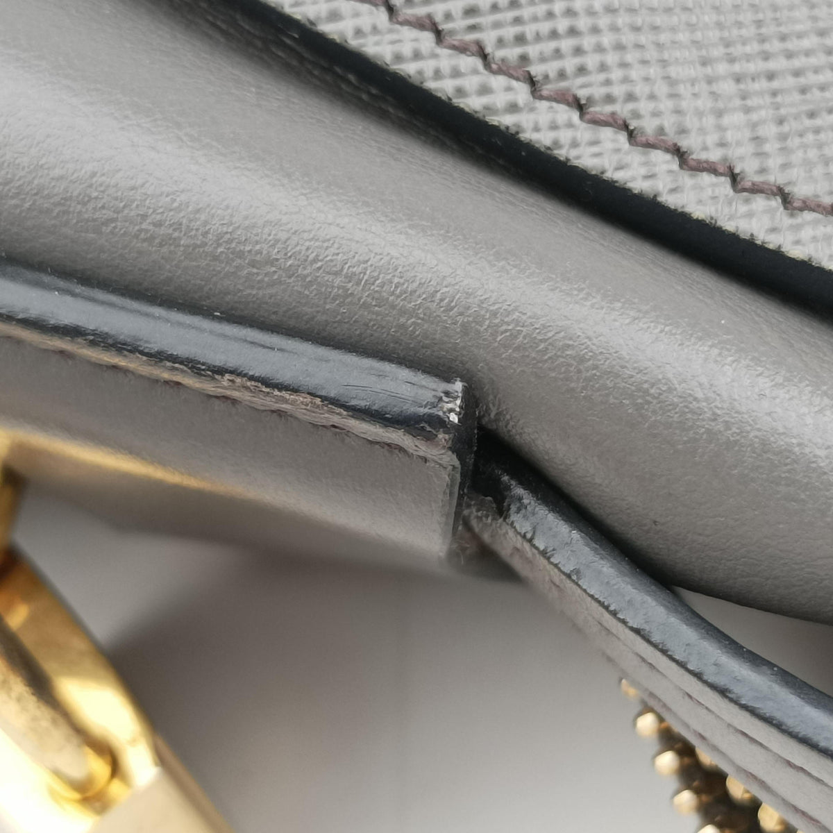 Esplanade Grey SAFFIANO Leather 1BA045 117 Pエスプラナード グレー サフィアーノレザー 1BA045 117 P