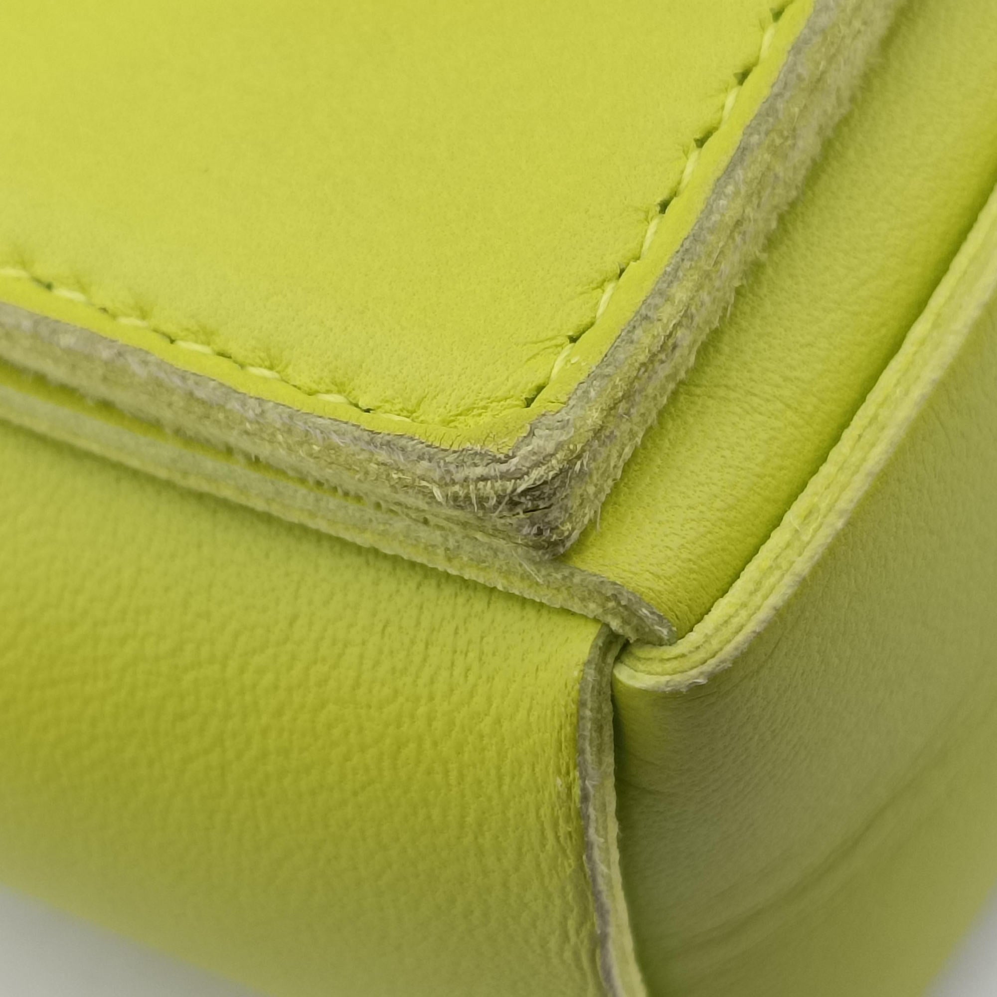 CASSETTE Green lambskin B09834635Tカセット グリーン ラムスキン B09834635T