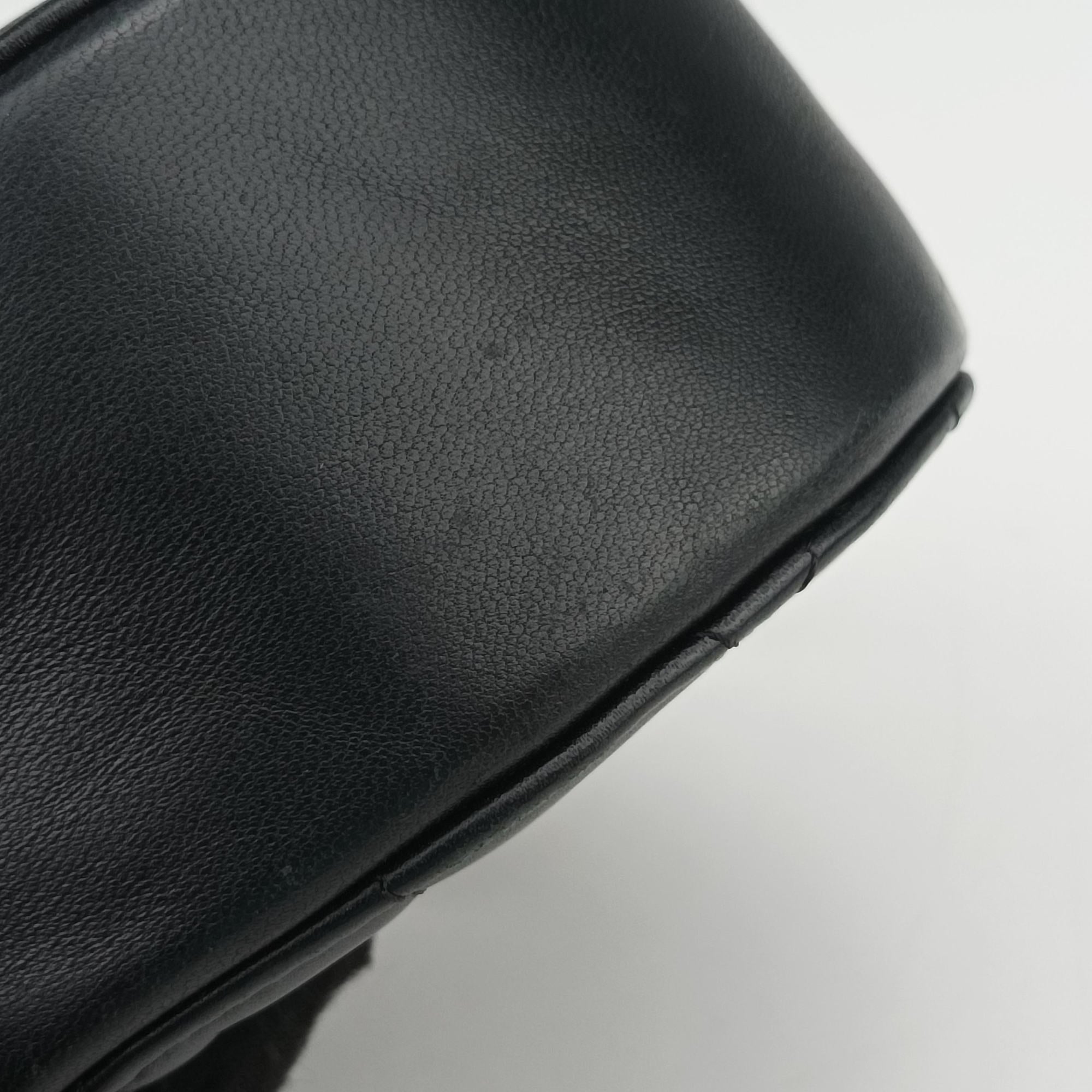 Matelasse Round Black lambskin AP0245 28493950マトラッセ ラウンド ブラック ラムスキン AP0245 28493950