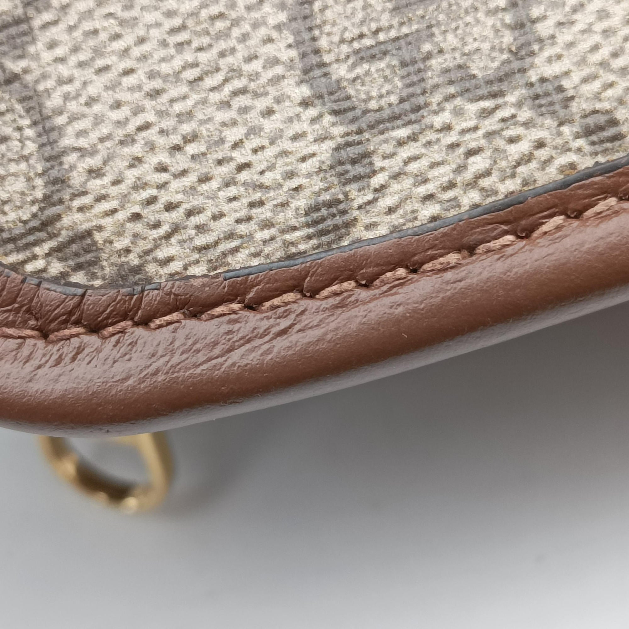 Vintage Gucci Fake/Not GG Supreme Brown PVC coated canvas 636243 clutchbag | stylenewstar