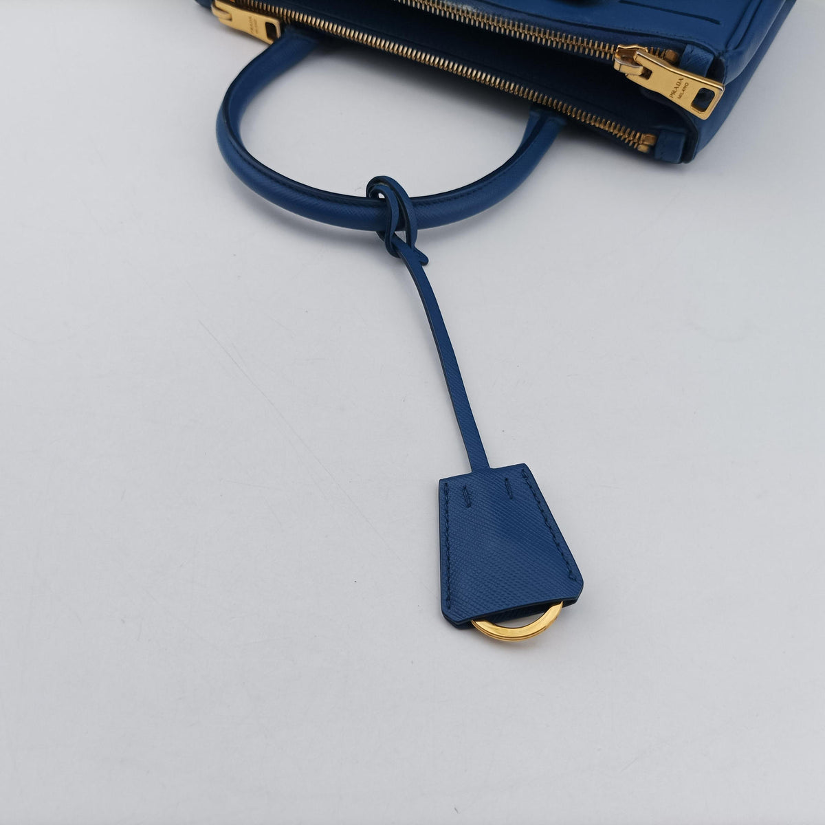 Pre-owned Prada Galleria Blue SAFFIANO Leather BN1801 shoulderbag | stylenewstar