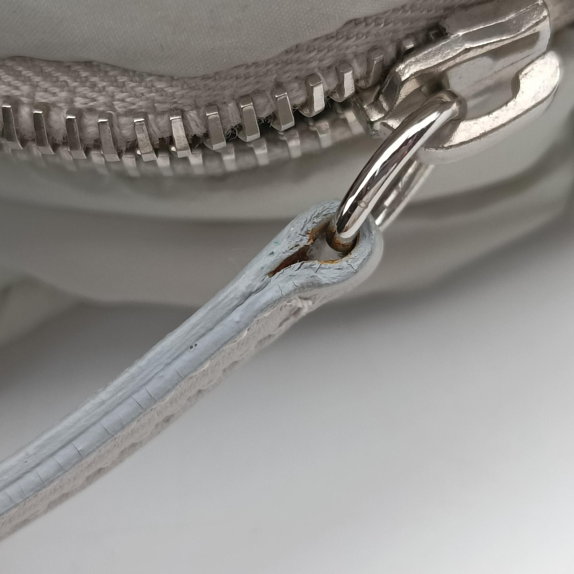 Secondhand Chanel Coco Cocoon Green nylon A48620 handbag | stylenewstar