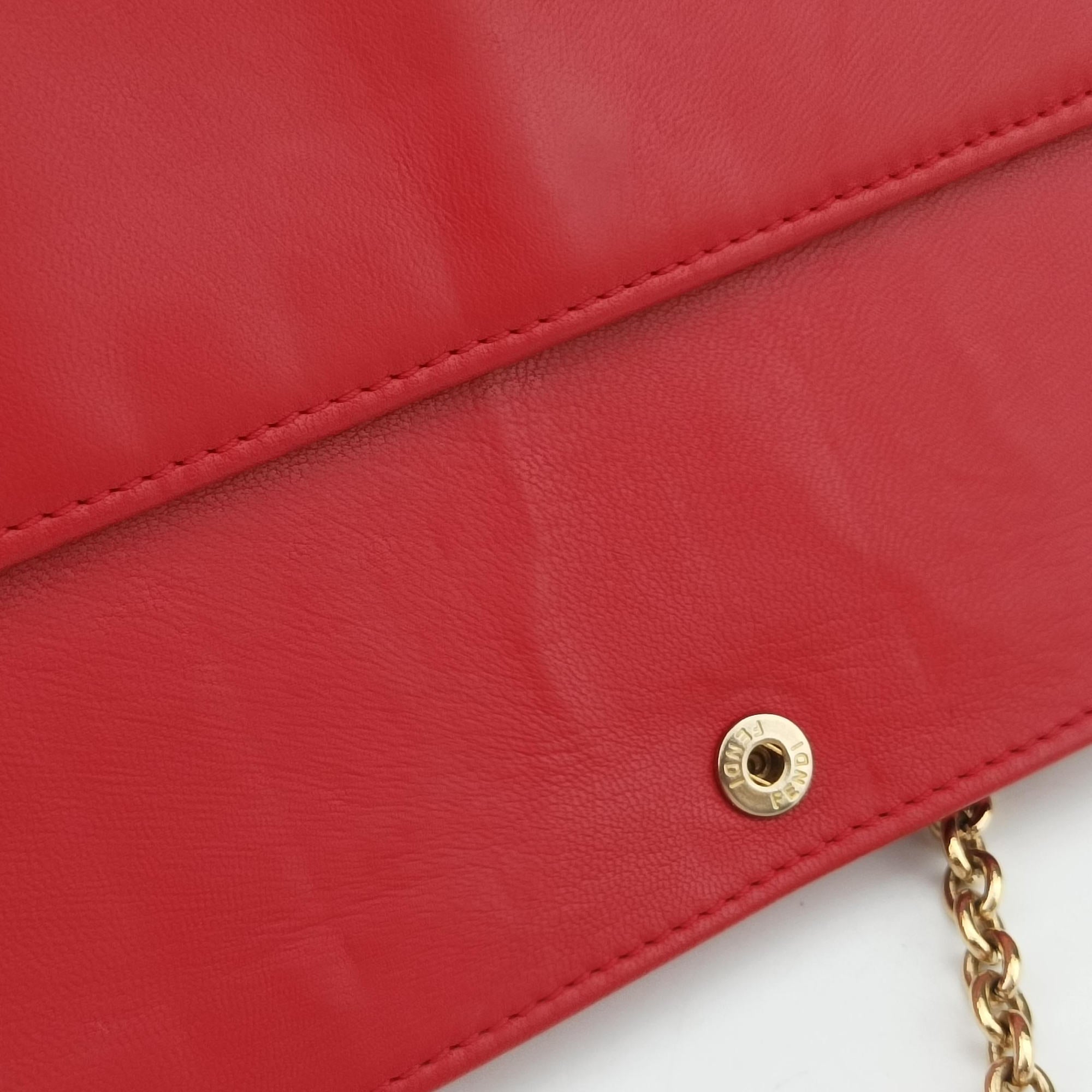 Embossed Logo Red lambskin 8M0219 2266 8M0219 YMY 088エンボス ロゴ レッド ラムスキン 8M0219 2266 8M0219 YMY 088