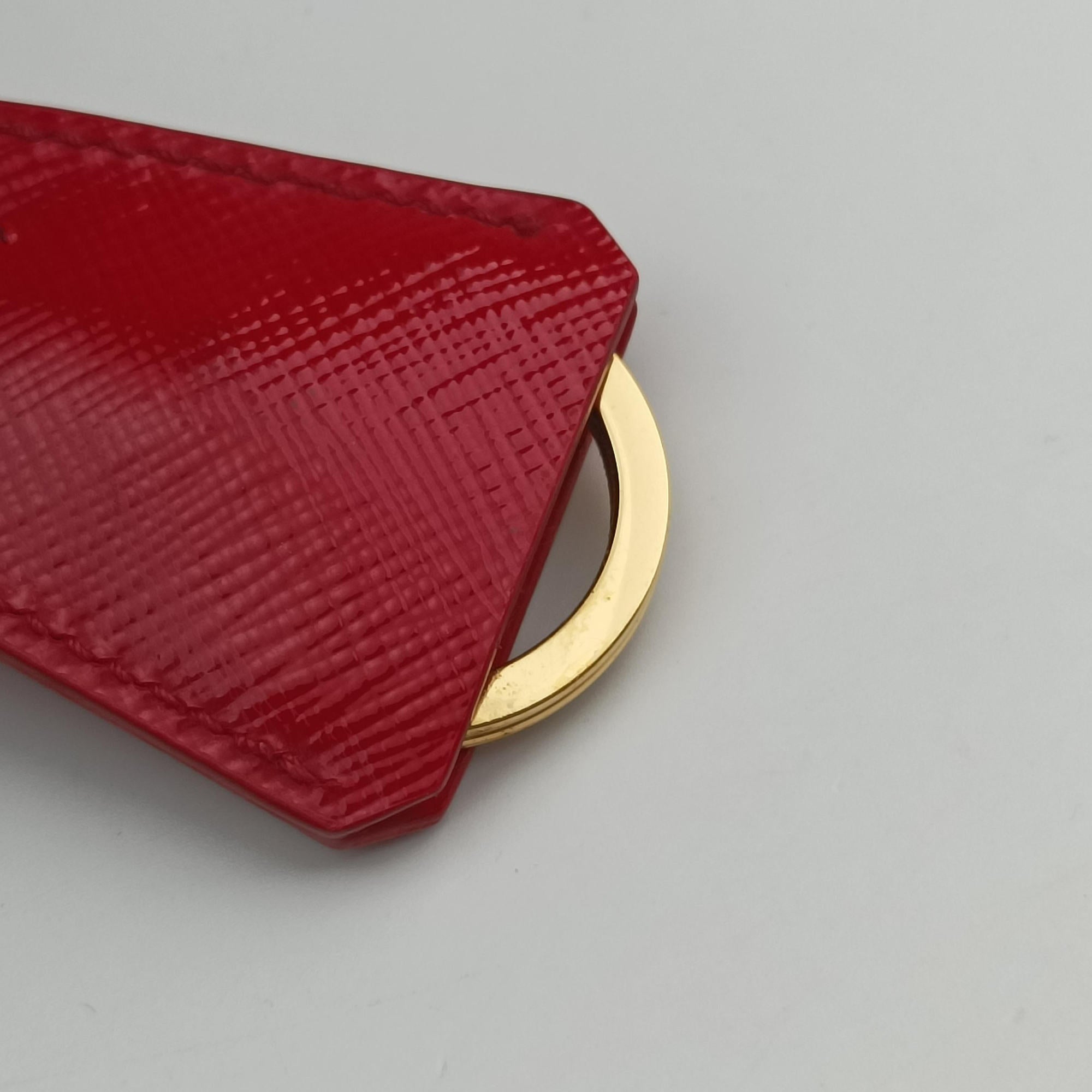 Galleria Red SAFFIANO Patent BN1801 31/H 208ガレリア レッド サフィアーノ パテント BN1801 31/H 208