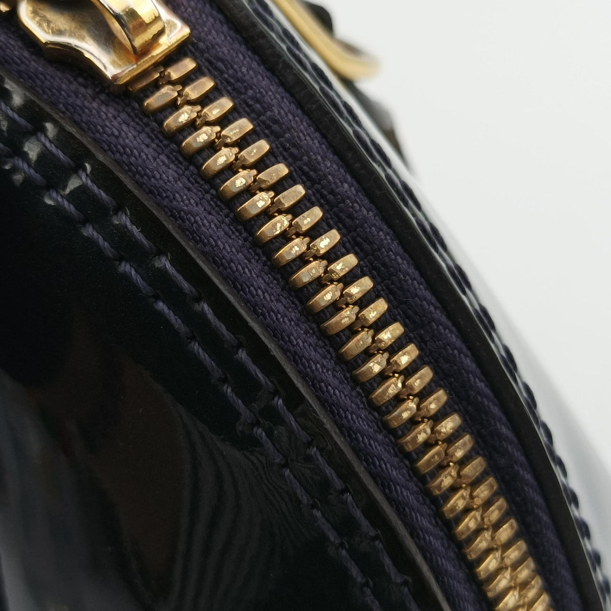 Pre-owned Louis Vuitton Miroir Alma BB MARINE Vernis M54705 shoulderbag | stylenewstar
