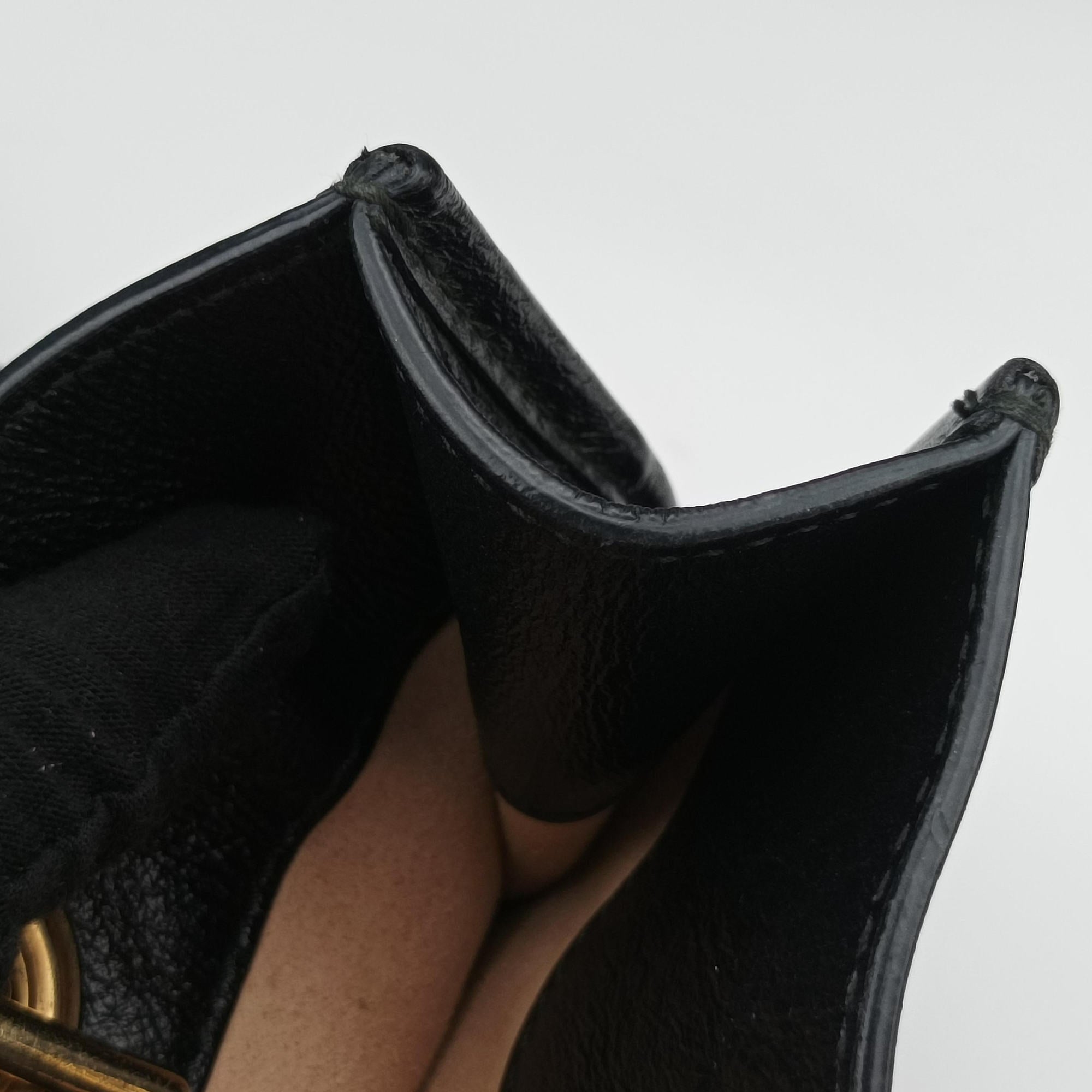 Rajah Black Leather 537219 D027992299ラジャ ブラック レザー 537219 D027992299