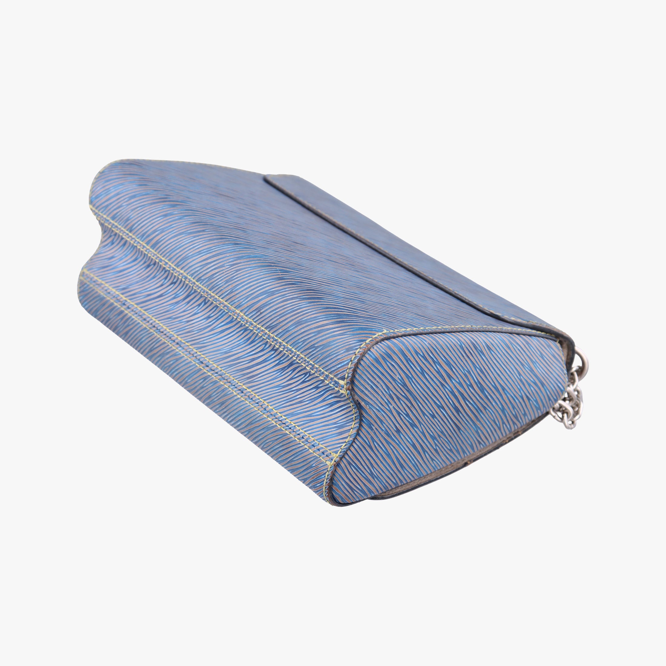 Vintage Louis Vuitton Twist MM Denim blue Epi M50271 shoulderbag | stylenewstar
