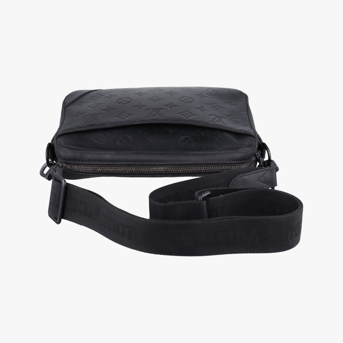 Secondhand Louis Vuitton Duo Messenger Noir Monogram Shadow M69827 shoulderbag | stylenewstar