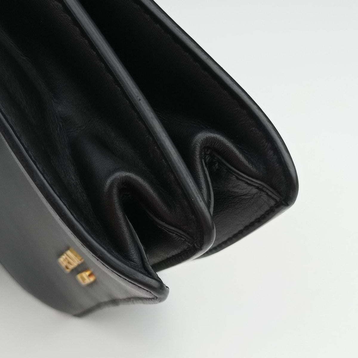 Antic Soft Padlock Black Leather 25アンティック ソフト パドロック ブラック レザー 25