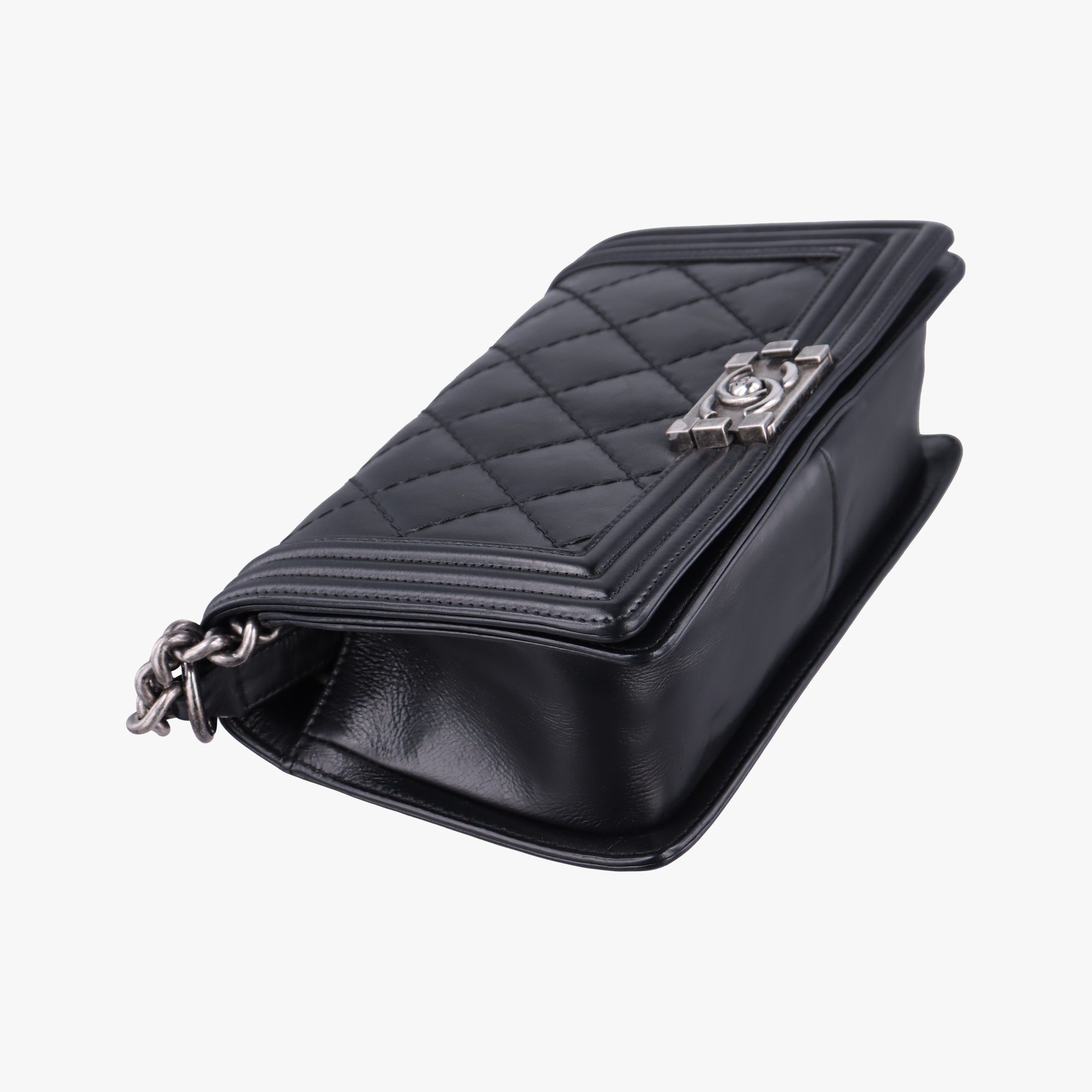 BOY CHANEL Black Leather A92105 18757269ボーイシャネル ブラック レザー A92105 18757269