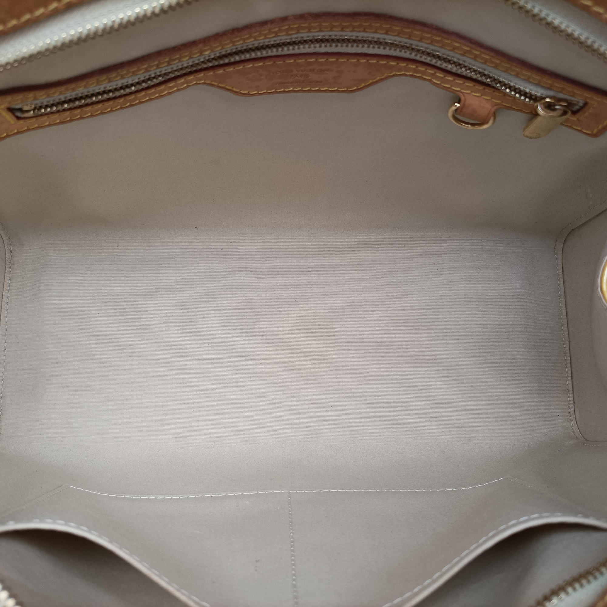 Pre-owned Louis Vuitton Brea MM Dunne Vernis M90180 shoulderbag | stylenewstar