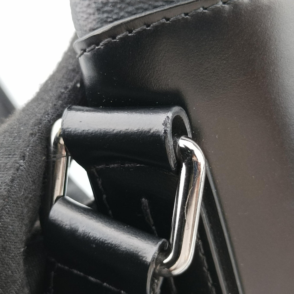 Messenger Voyage PM Noir Monogram Eclipse M40511 FO0261 IC ChipメッセンジャーヴォワヤージュPM ノワール モノグラム エクリプス M40511 FO0261 ICチップ