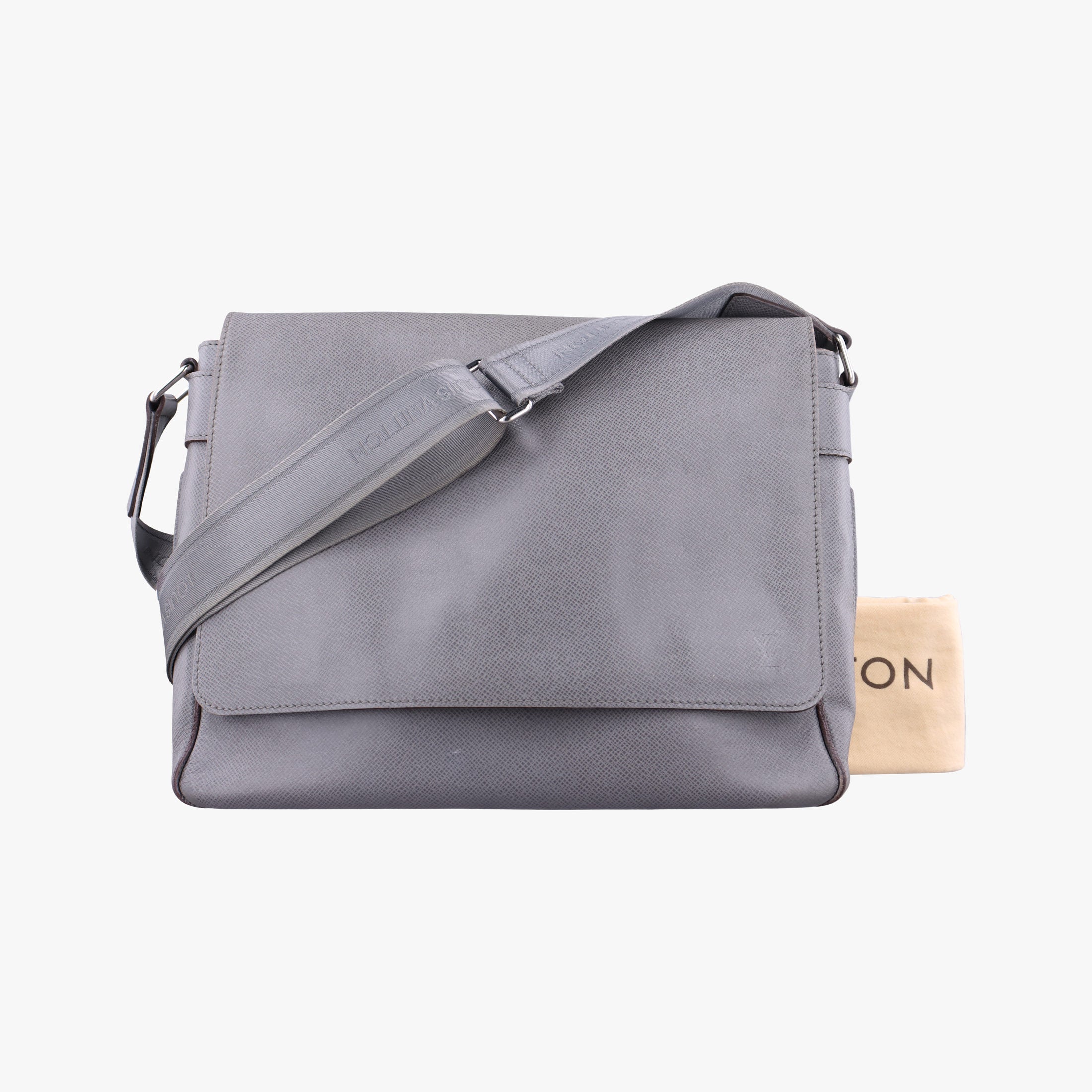 Pre-owned Louis Vuitton Roman MM Gracie Taiga M32623 shoulderbag | stylenewstar