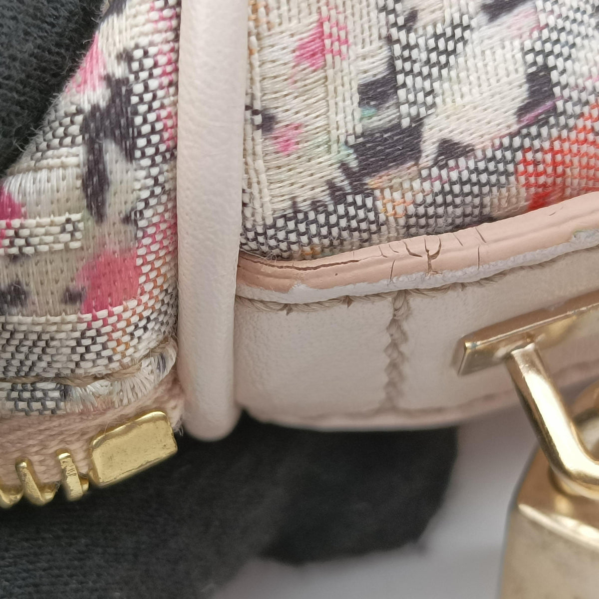 Zucchino Glitter Logo Multicolour Canvas 8BL068 8BL068/FCF 118/2305スパンコールイエローグラデーション マルチカラー キャンバス 8BL068 8BL068/FCF 118/2305